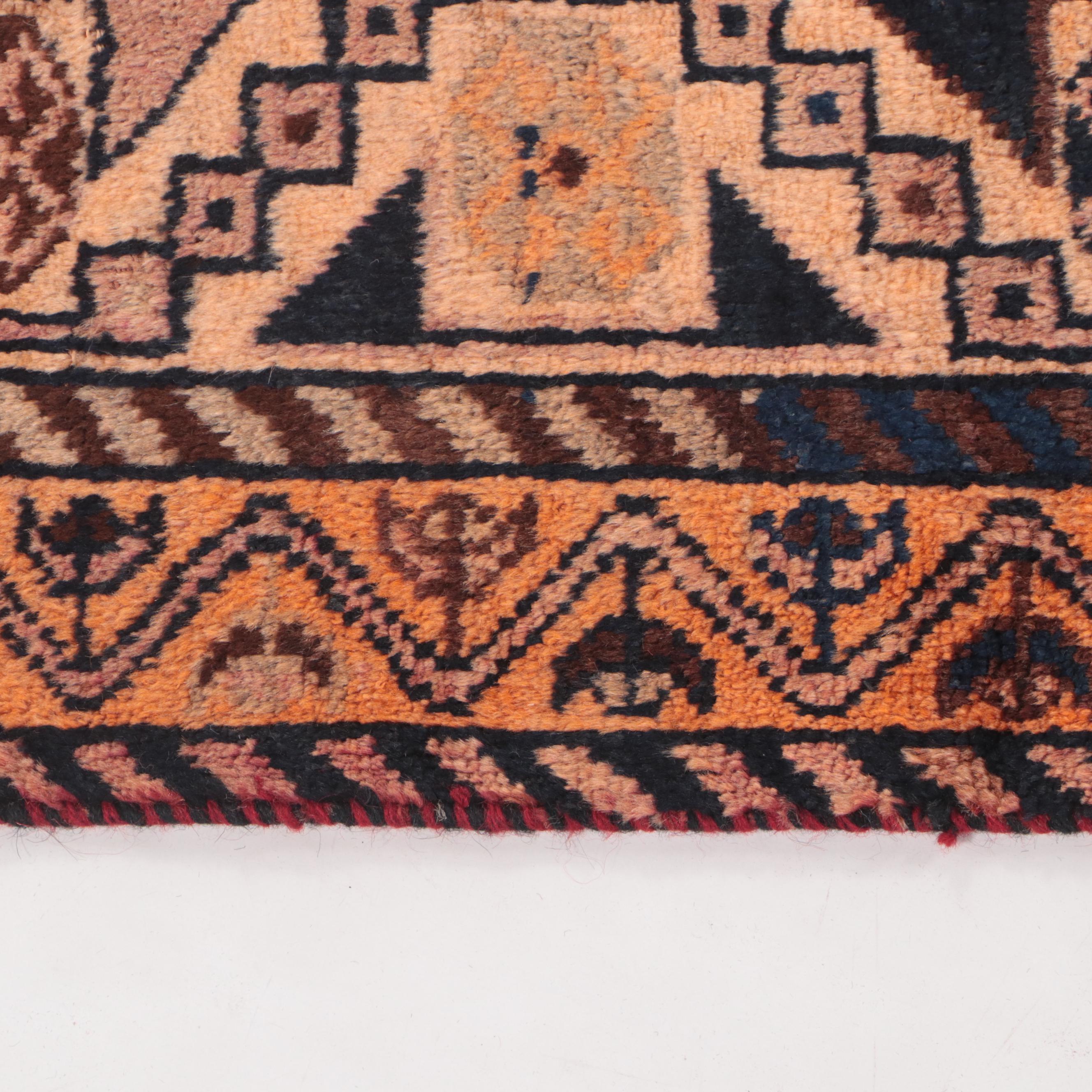 4' x 7'2 Hand-Knotted Persian Shiraz Area Rug