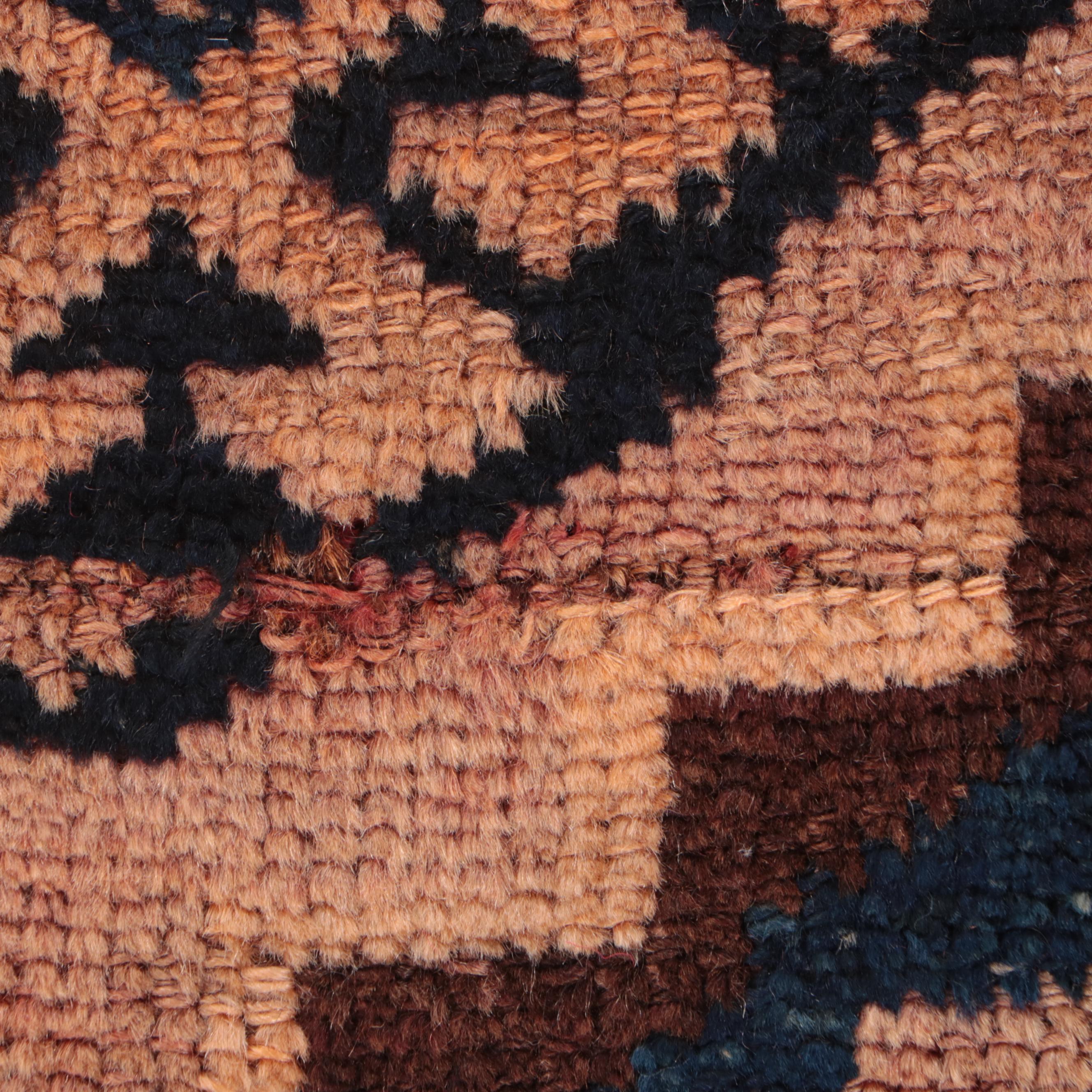 4' x 7'2 Hand-Knotted Persian Shiraz Area Rug