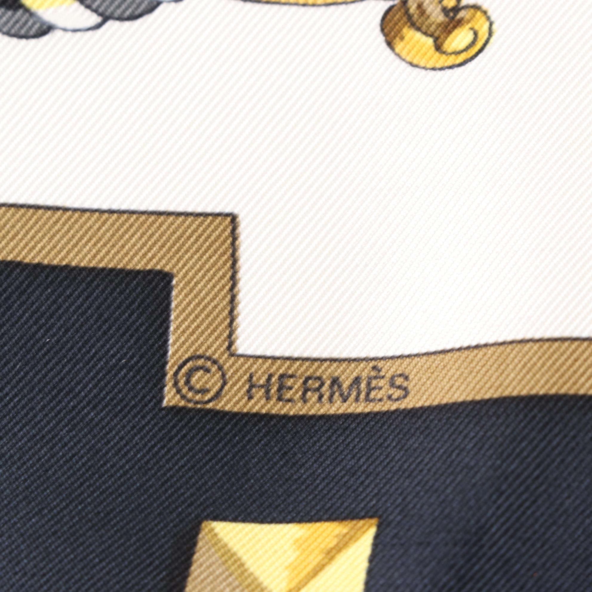 Hermès ''Les Cles'' Scarf 90 in Silk Twill