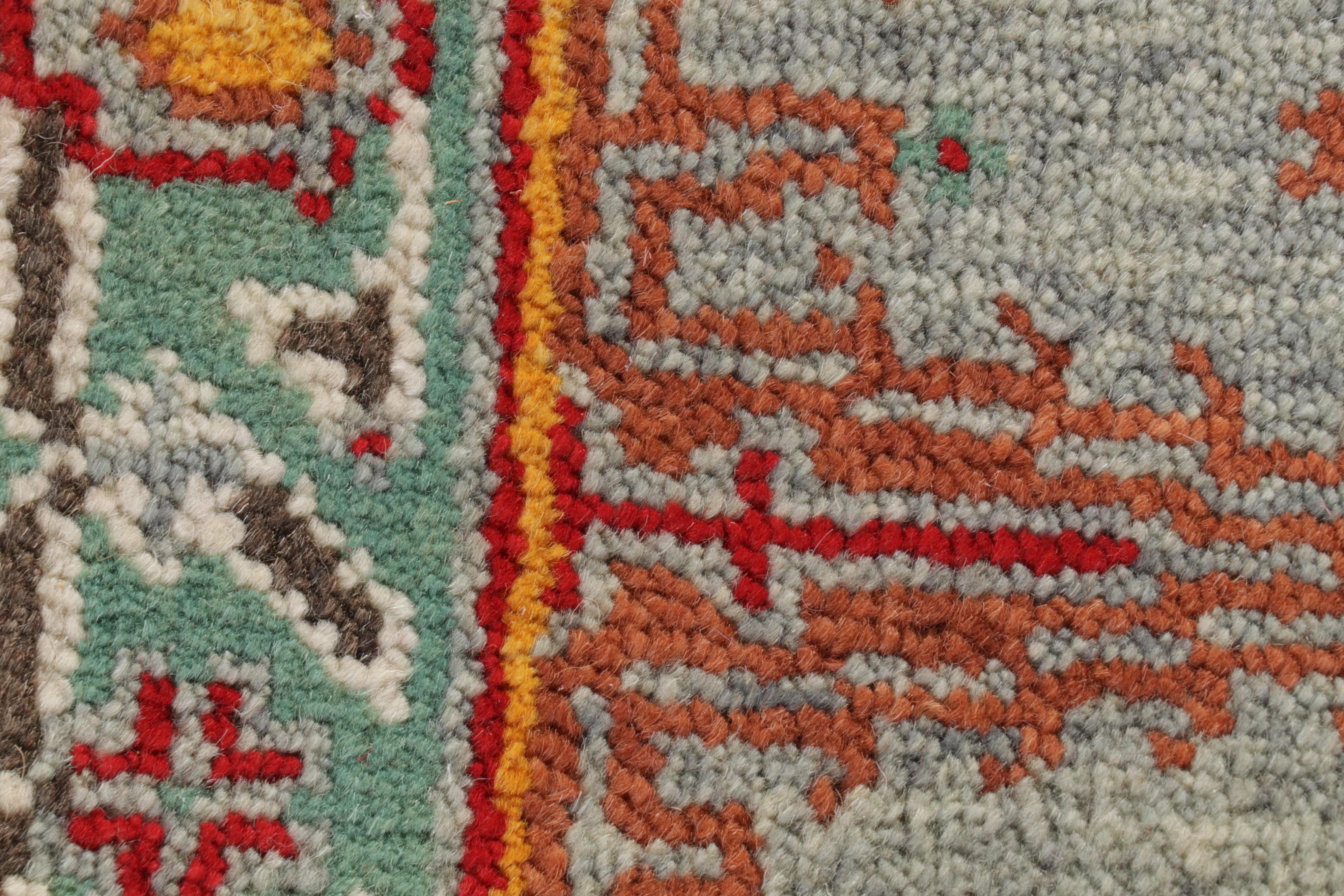 2'5 x 8'1 Hand-Knotted Indo-Persian Viss Carpet Runner