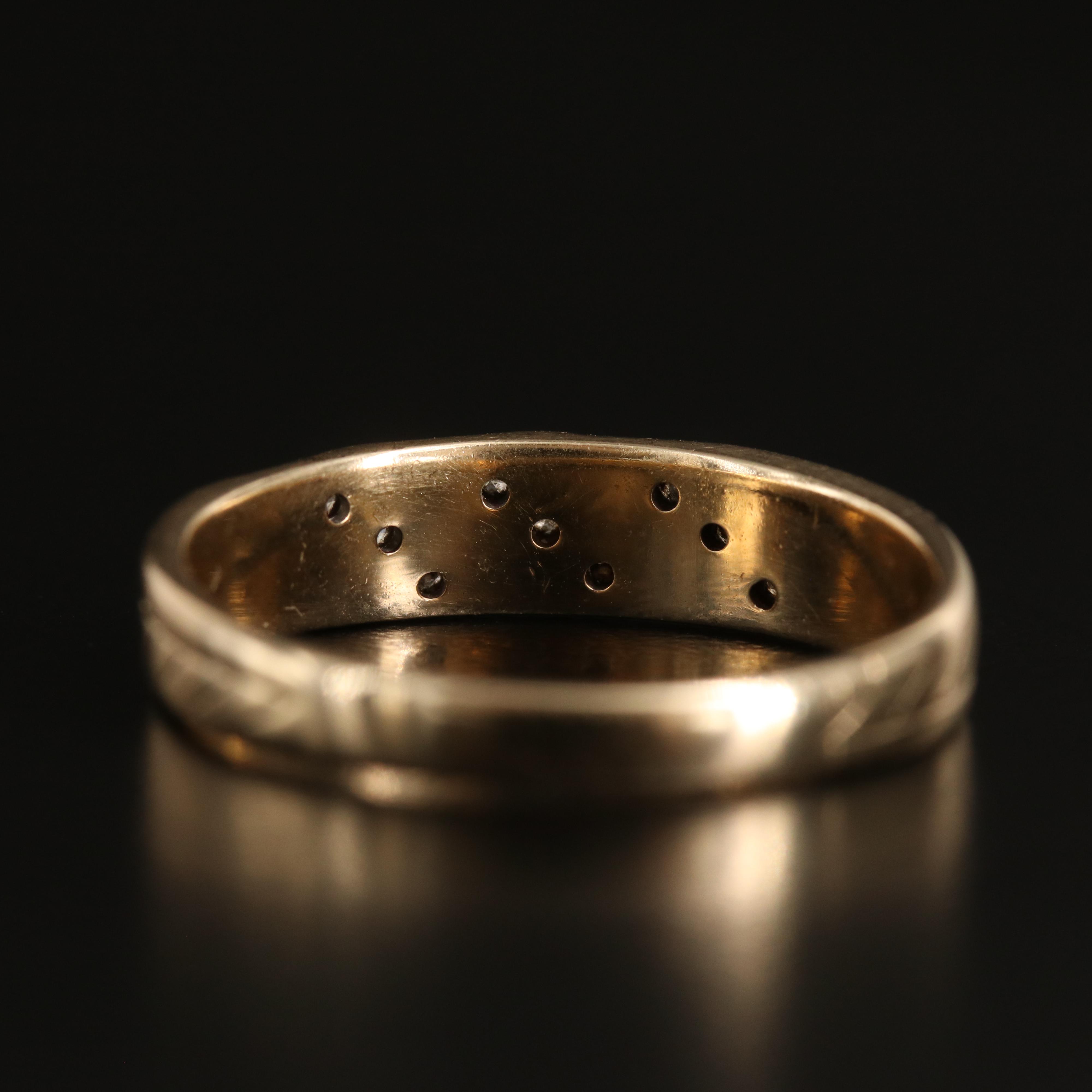 14K 0.10 CTW Diamond Band