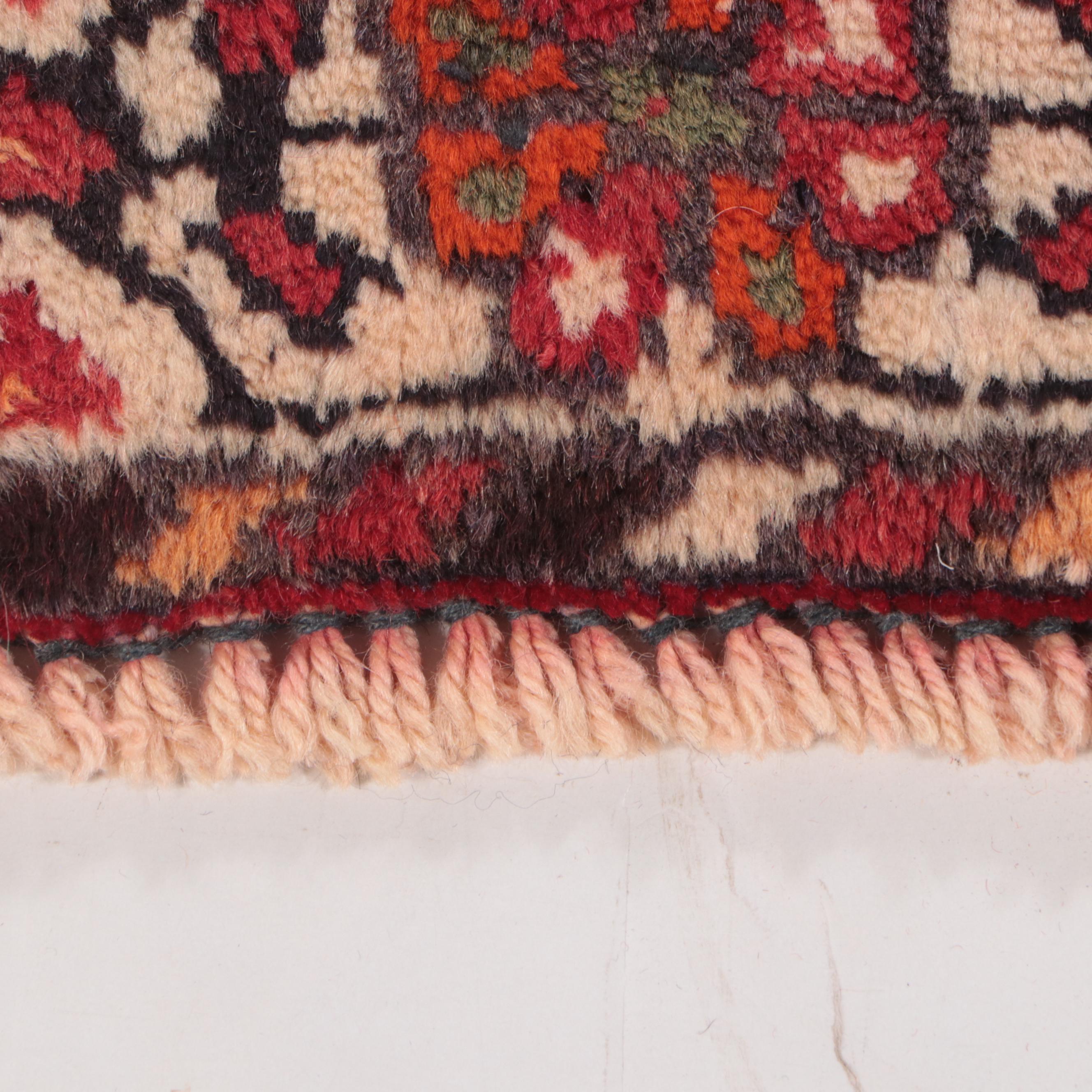 5'2 x 8'1 Hand-Knotted Persian Qashqai Area Rug