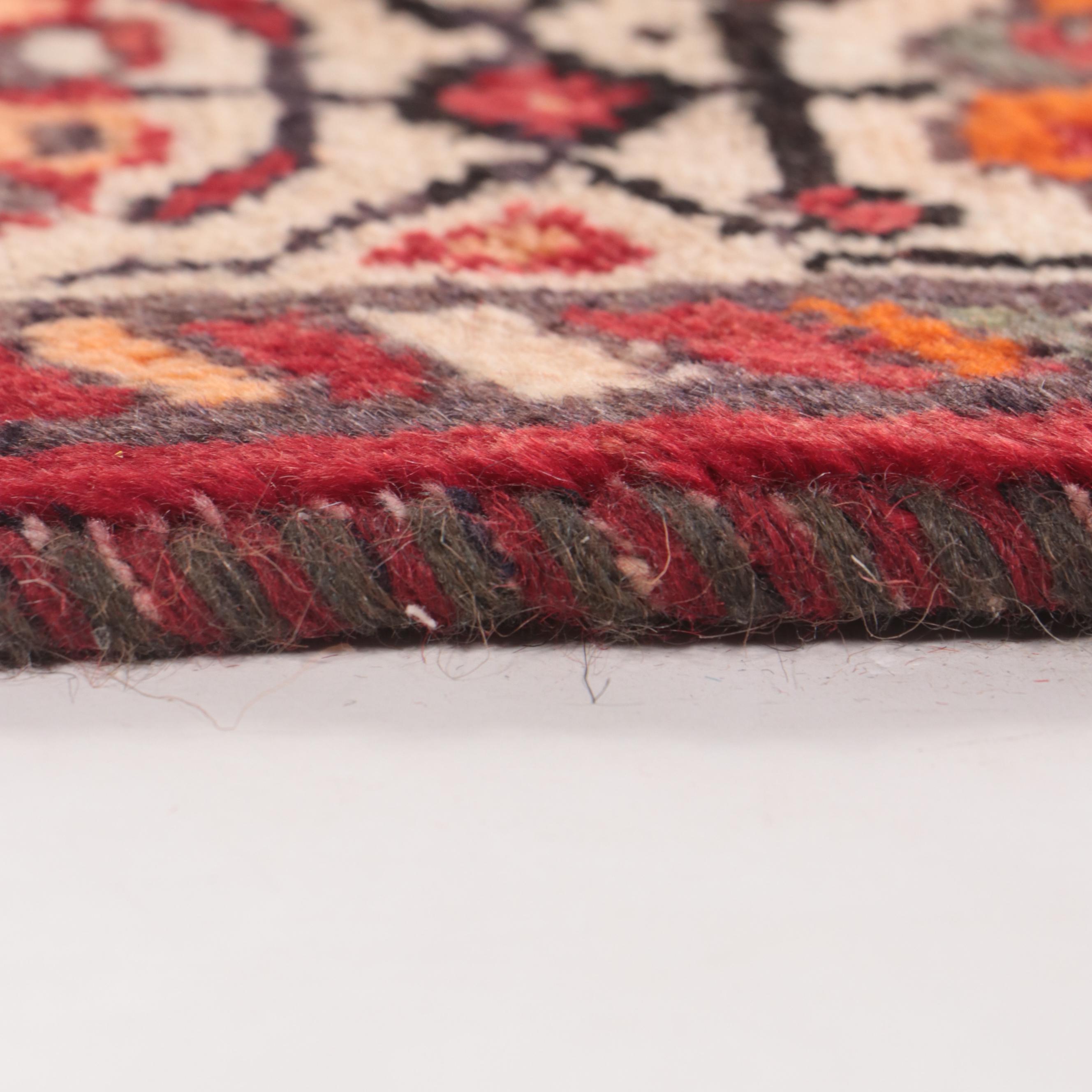 5'2 x 8'1 Hand-Knotted Persian Qashqai Area Rug