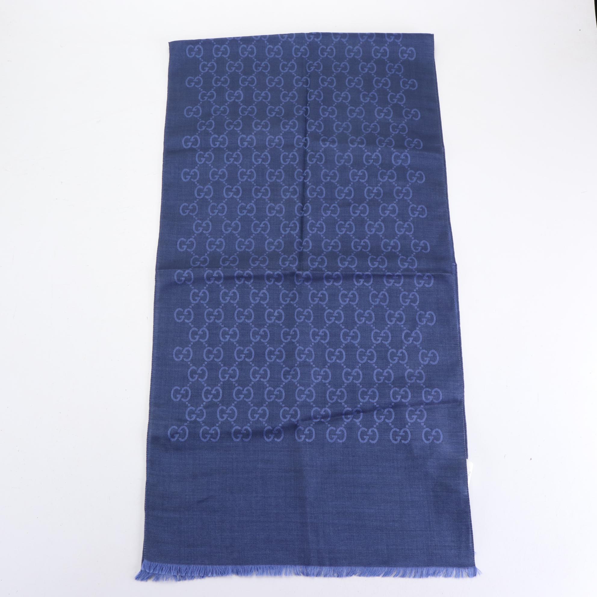 Gucci Lightweight Scarf in GG Pattern