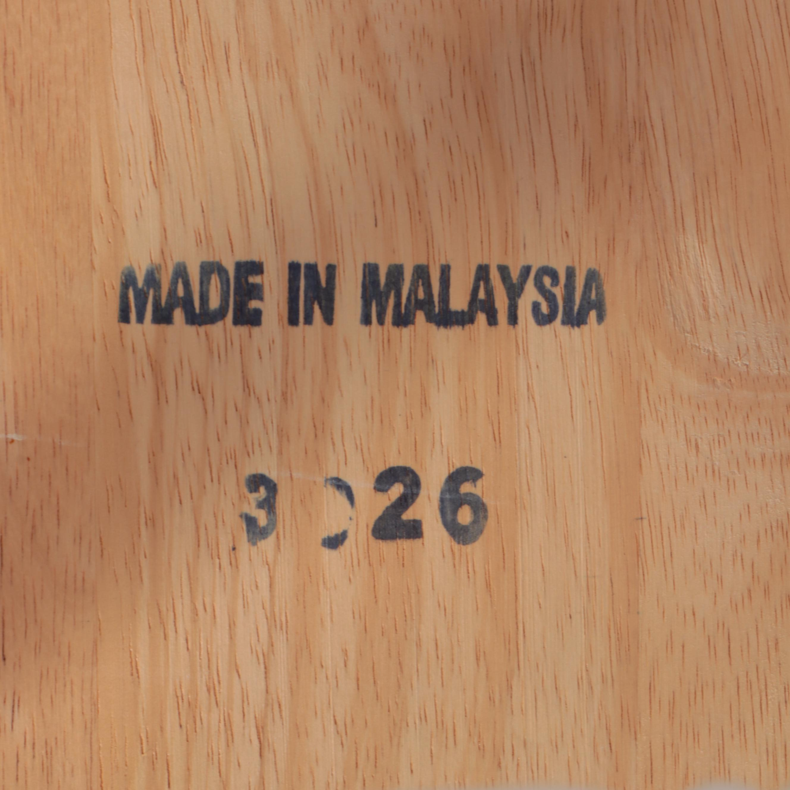 Six-Piece Colonial Style Hardwood and Parcel-Painted Dining Set