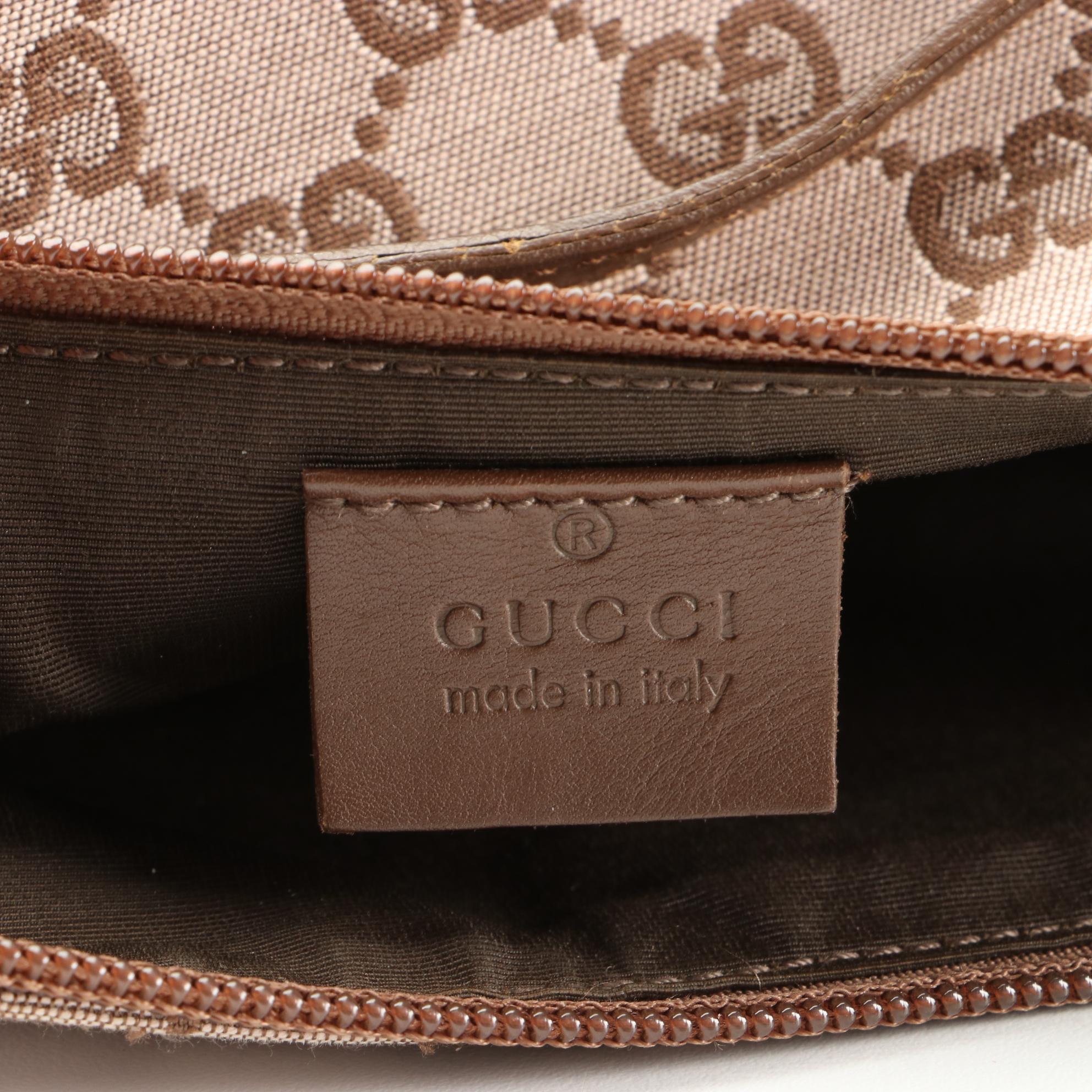 Gucci Boat Pochette in GG Canvas and Leather