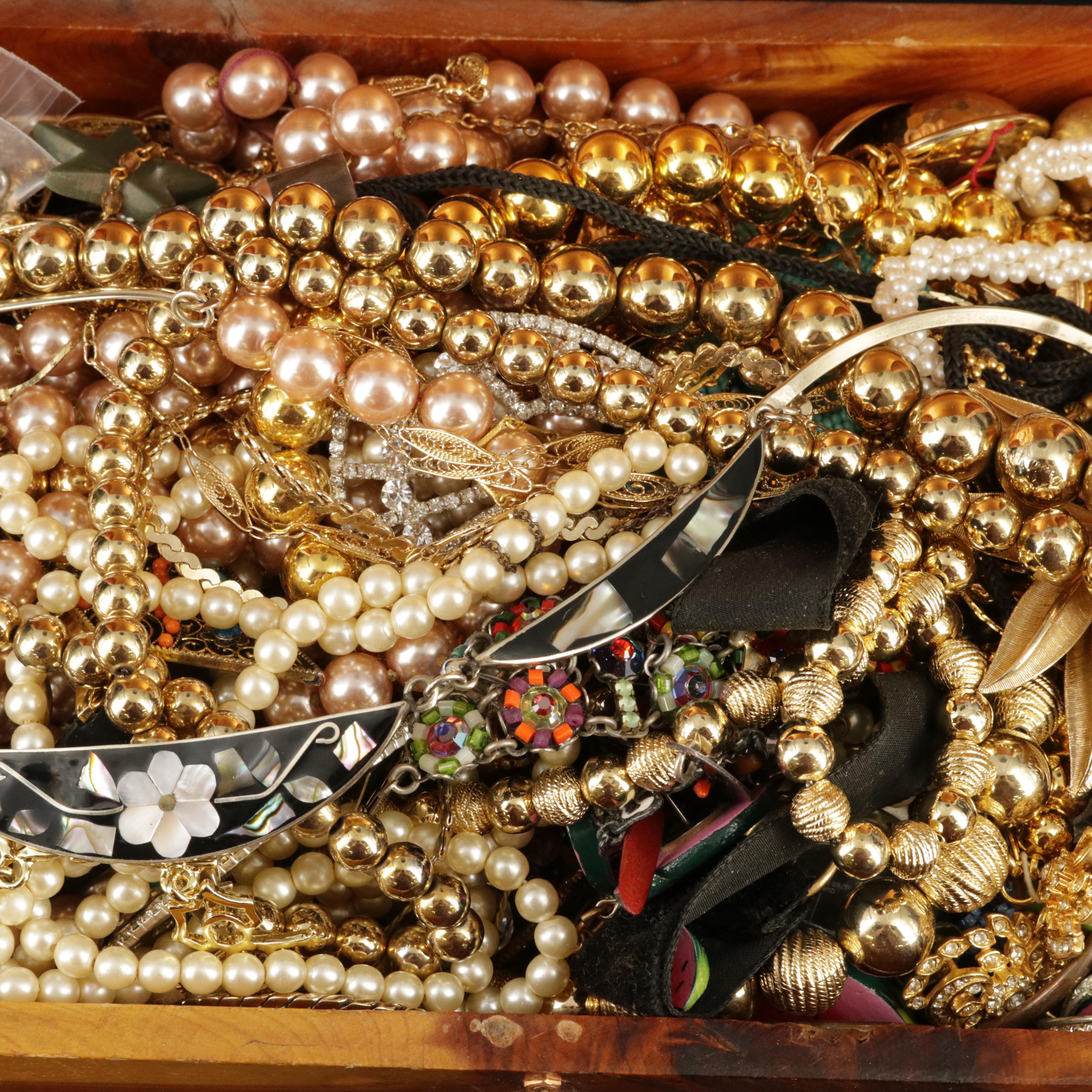 Uncommon Discoveries: Jewelry Collection