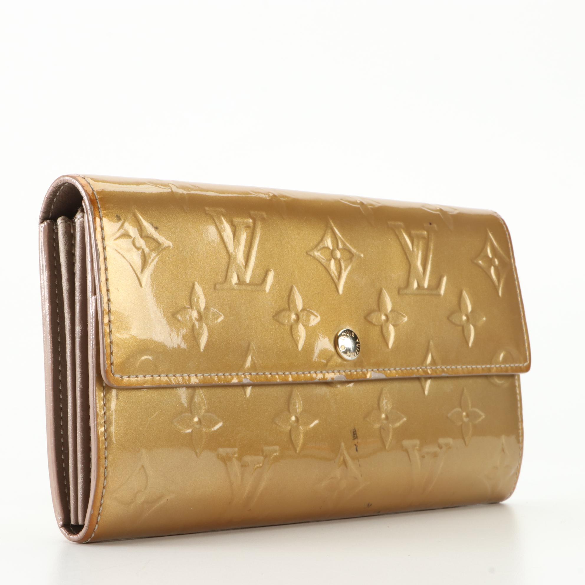 Louis Vuitton Portefeuille Sarah Wallet in Monogram Vernis
