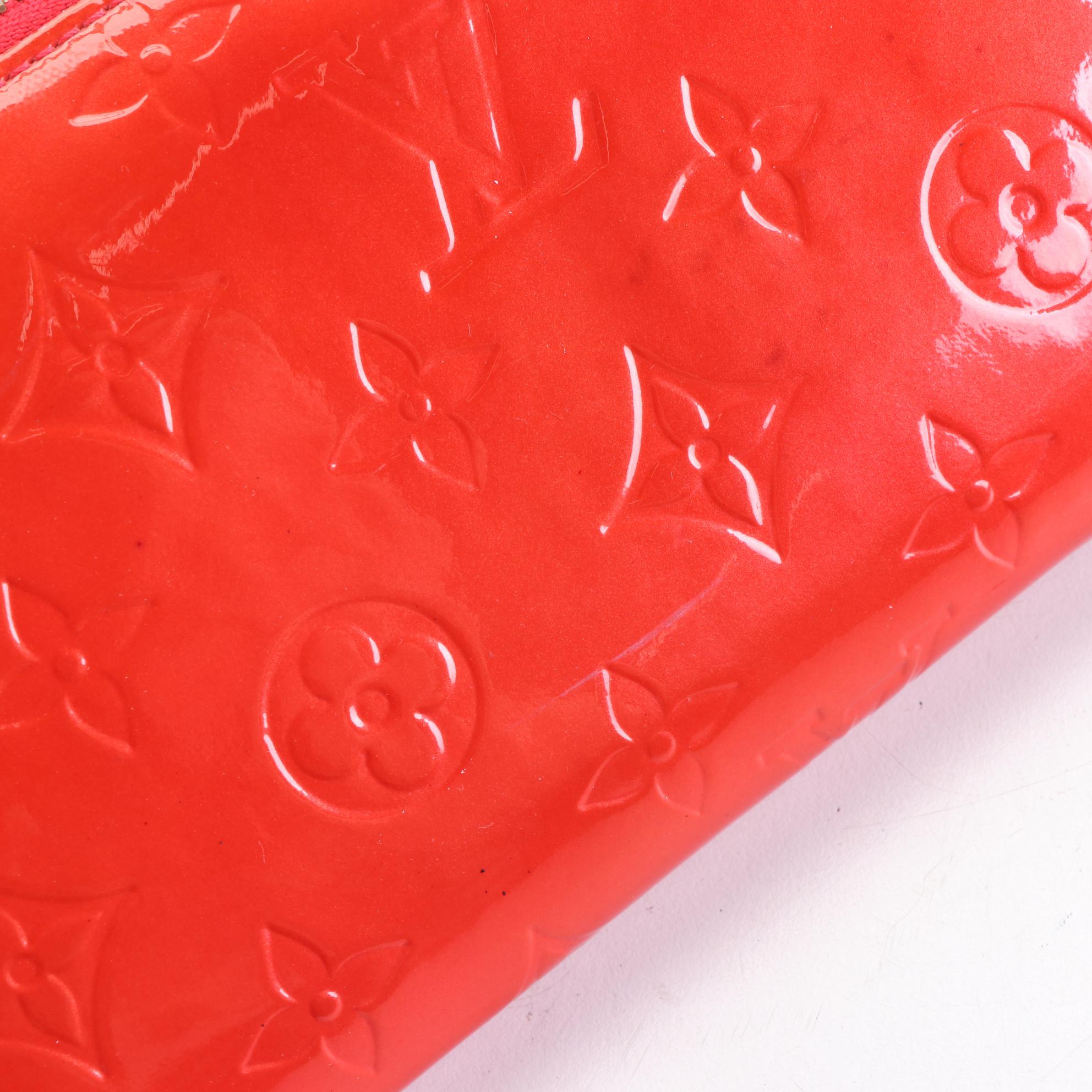 Louis Vuitton Zippy Wallet in Monogram Vernis Leather