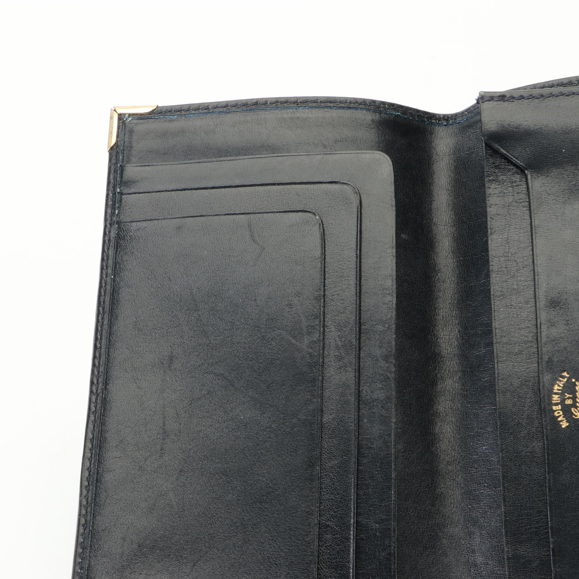 Gucci Checkbook Cover in Navy GG Supreme Canvas and Leather