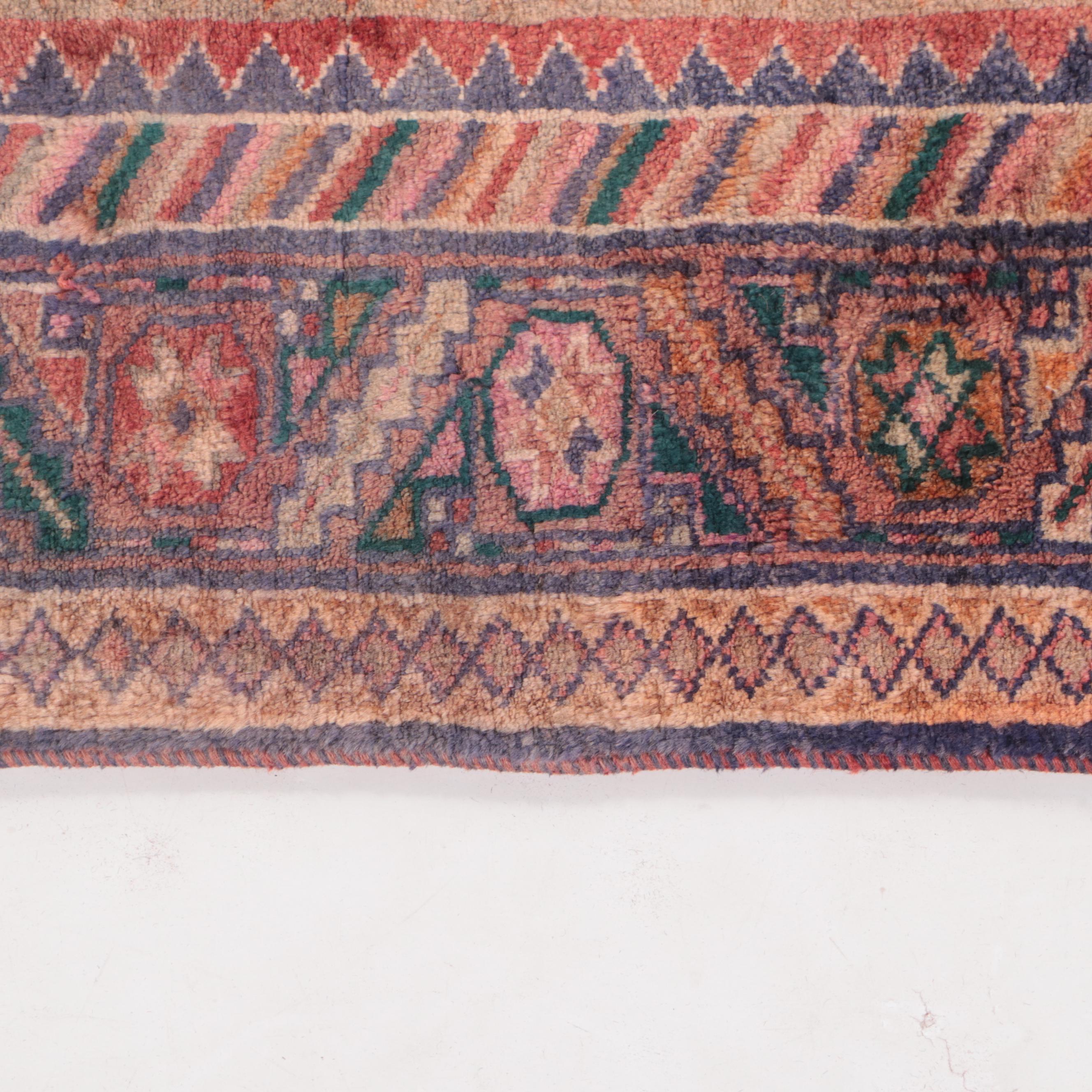 4'9 x 8'10 Hand-Knotted Persian Qashqai Area Rug