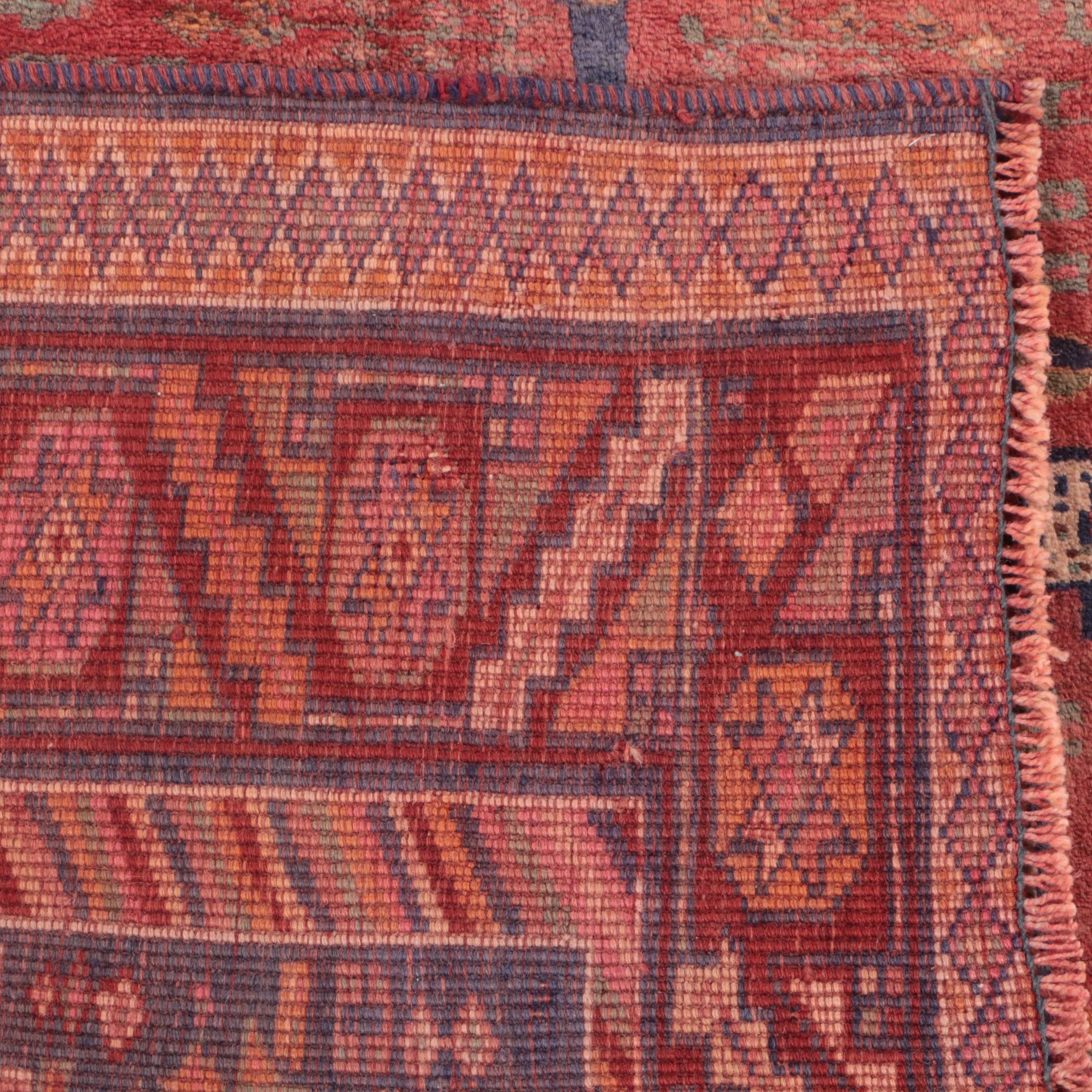 4'9 x 8'10 Hand-Knotted Persian Qashqai Area Rug