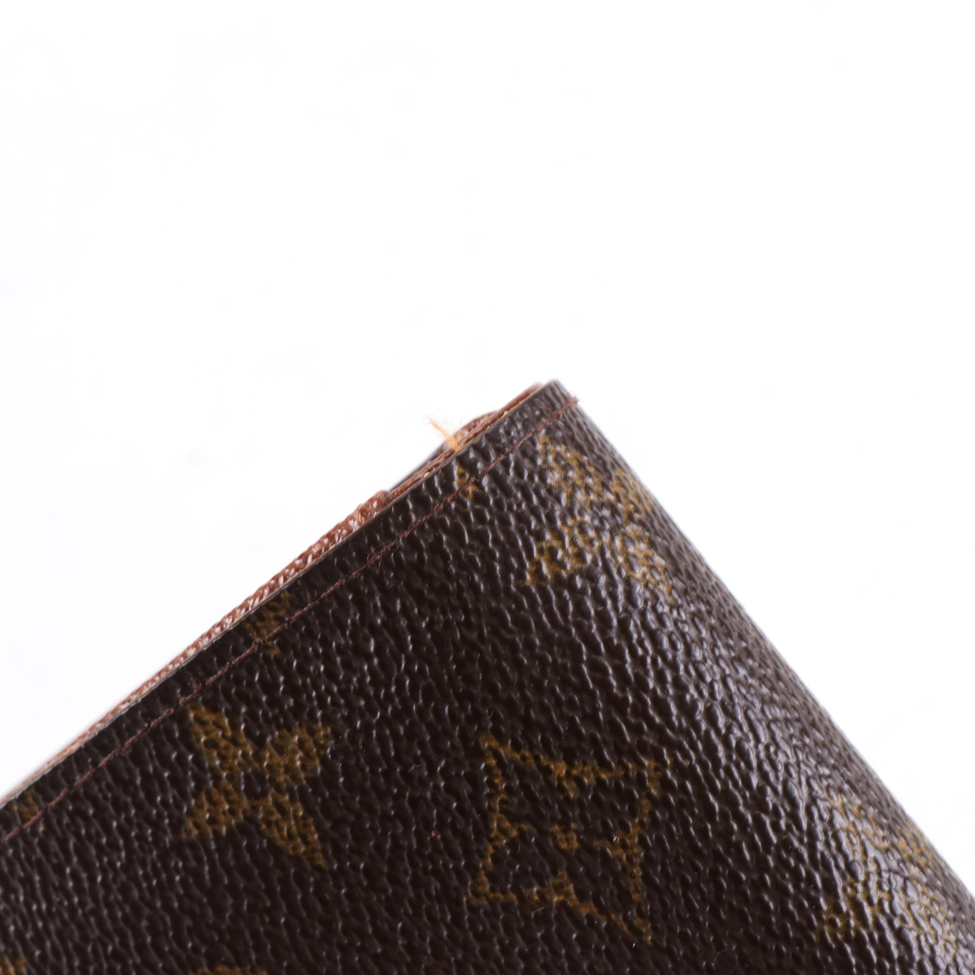 Louis Vuitton Porte-Monnaie Billets Trésor in Monogram Canvas