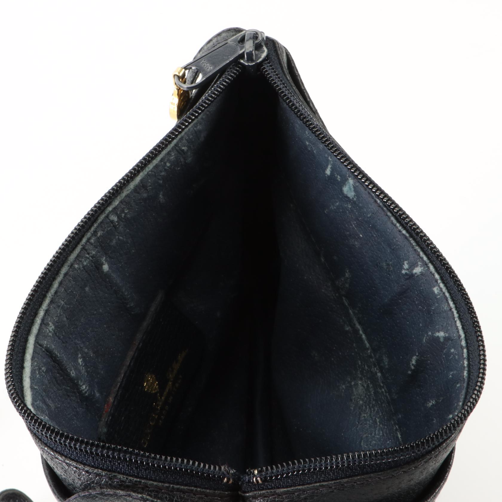 Gucci Accessory Collection Crossbody Bag in Navy GG Supreme Canvas and Leather