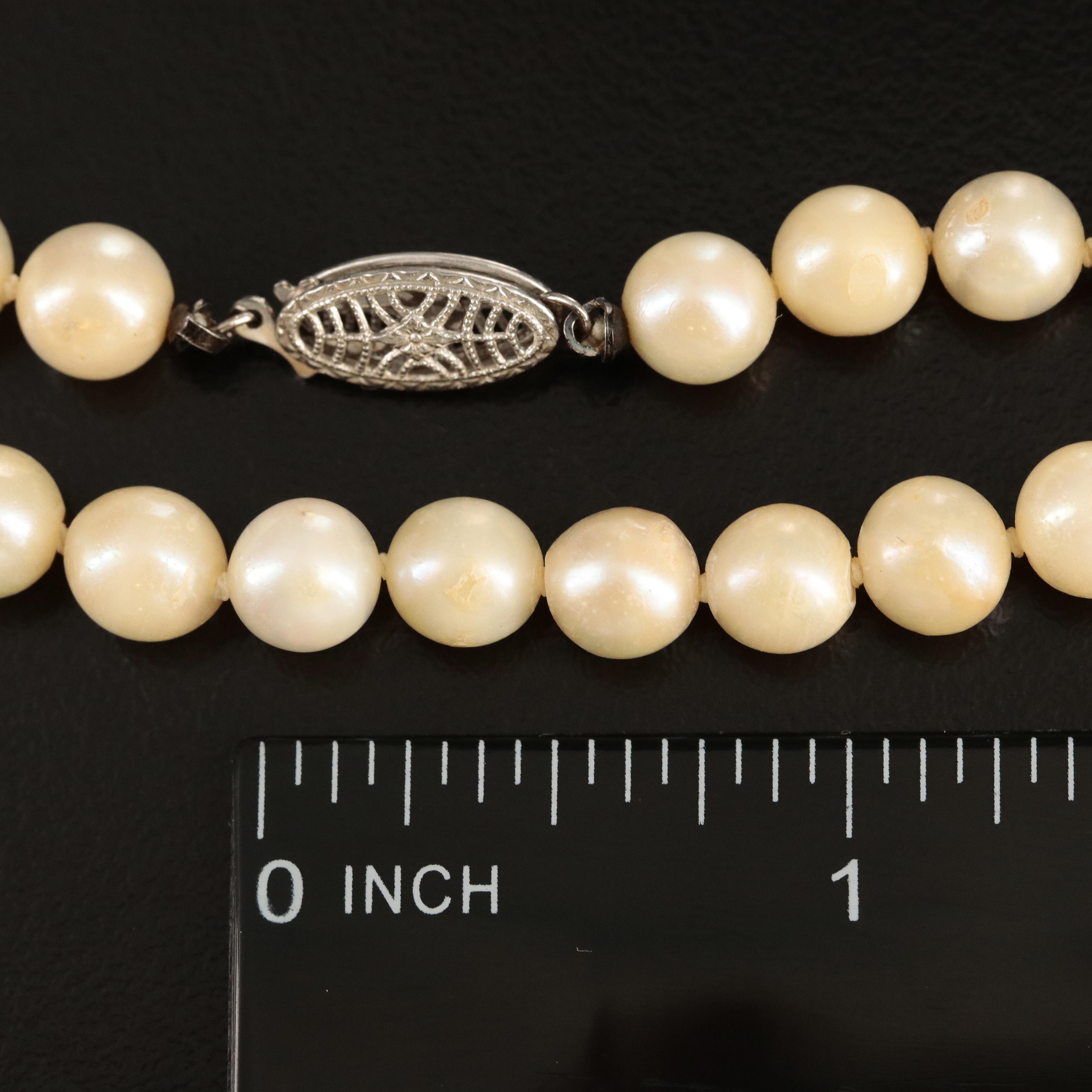 Pearl Necklace with 10K Clasp
