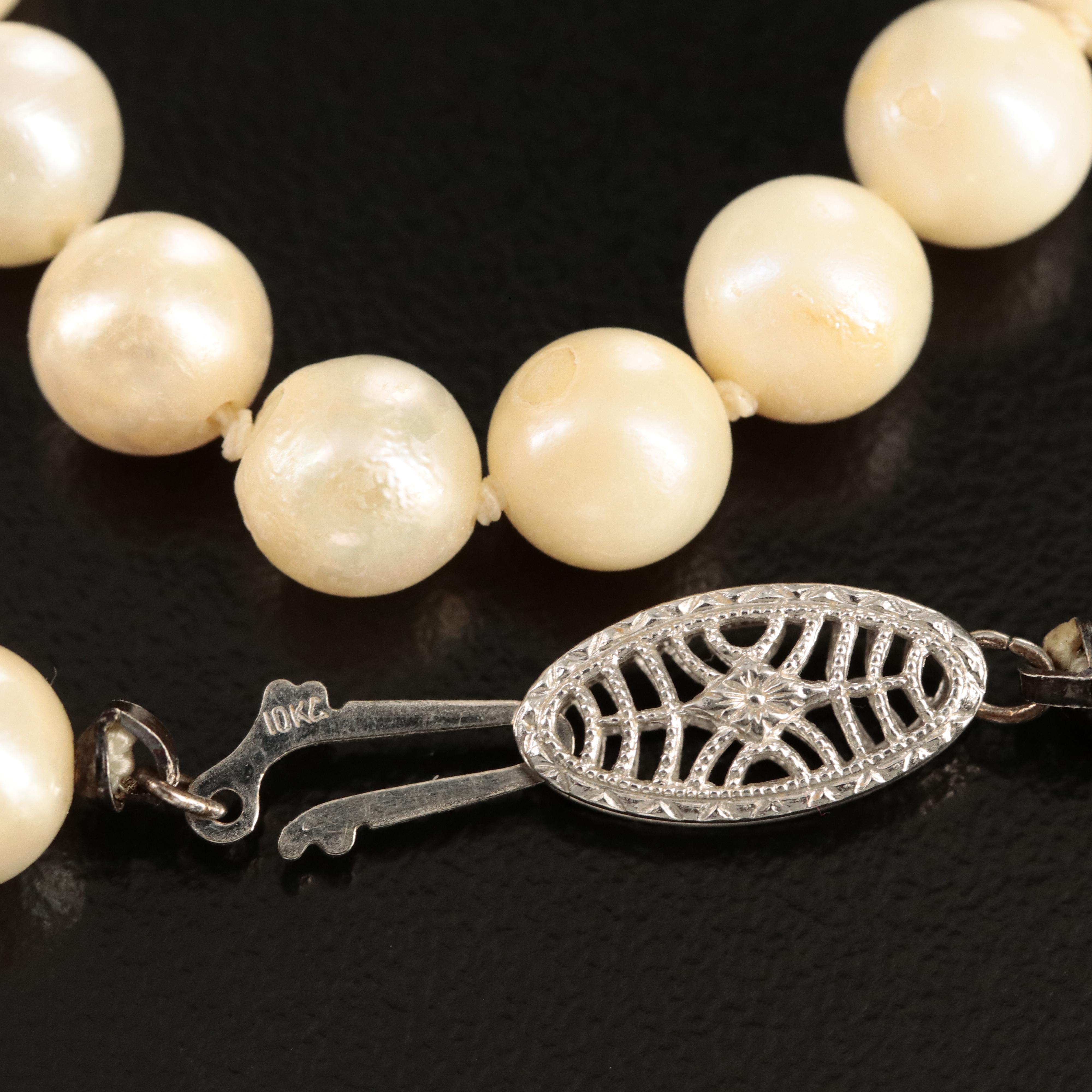 Pearl Necklace with 10K Clasp