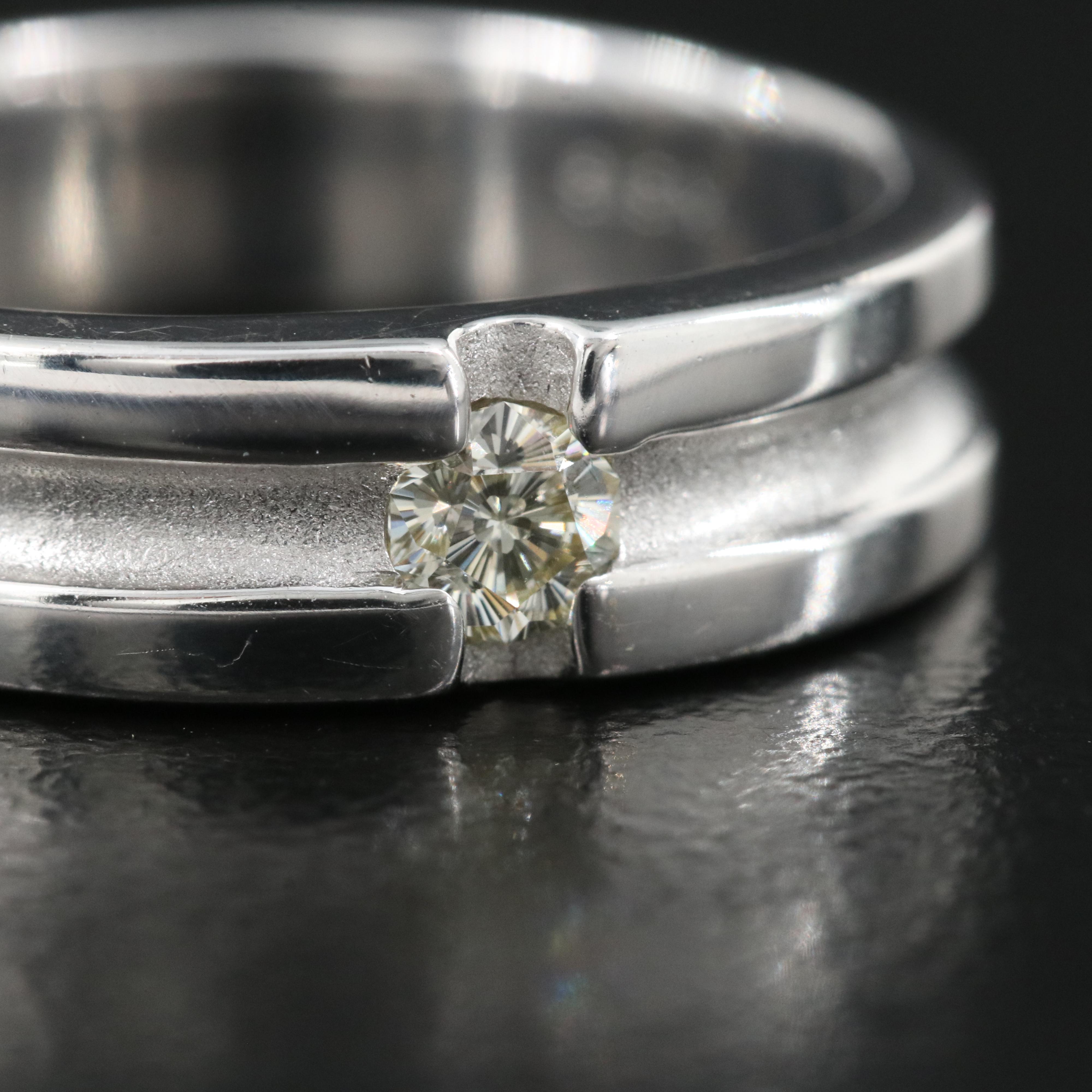 18K 0.16 CT Diamond Band