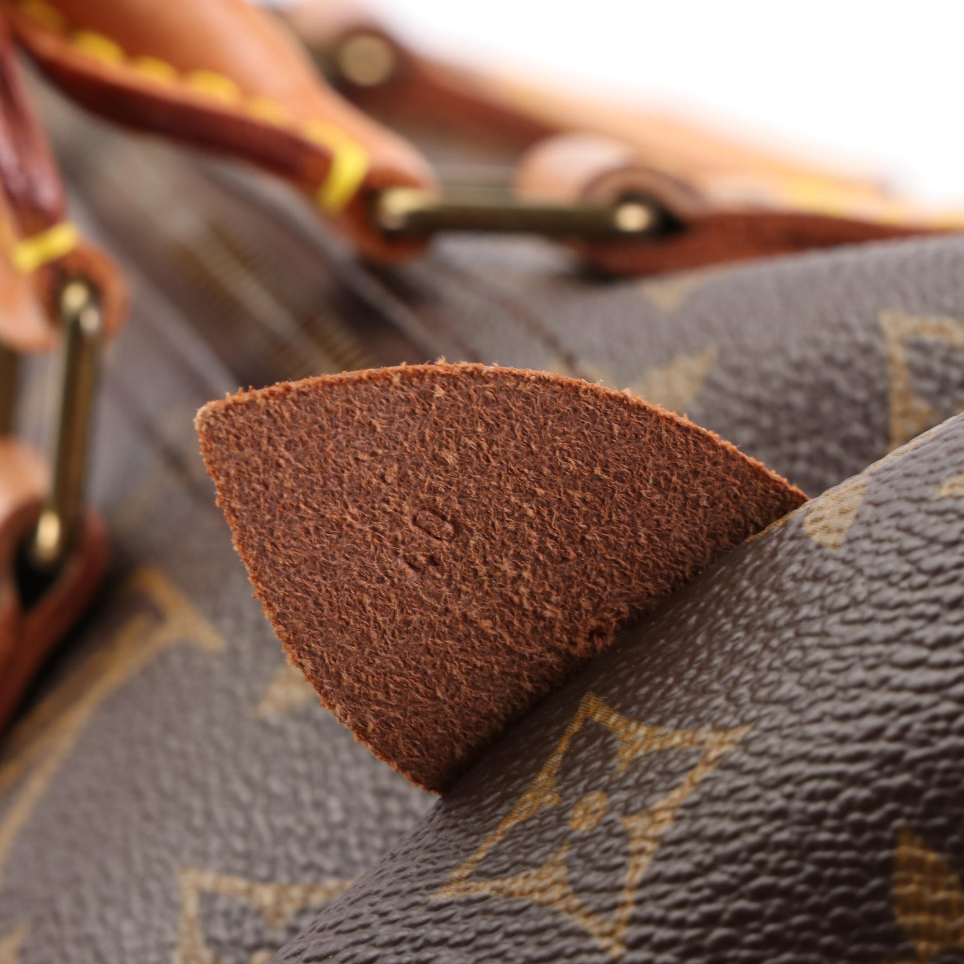 Louis Vuitton Speedy 40 in Monogram Canvas and Vachetta Leather
