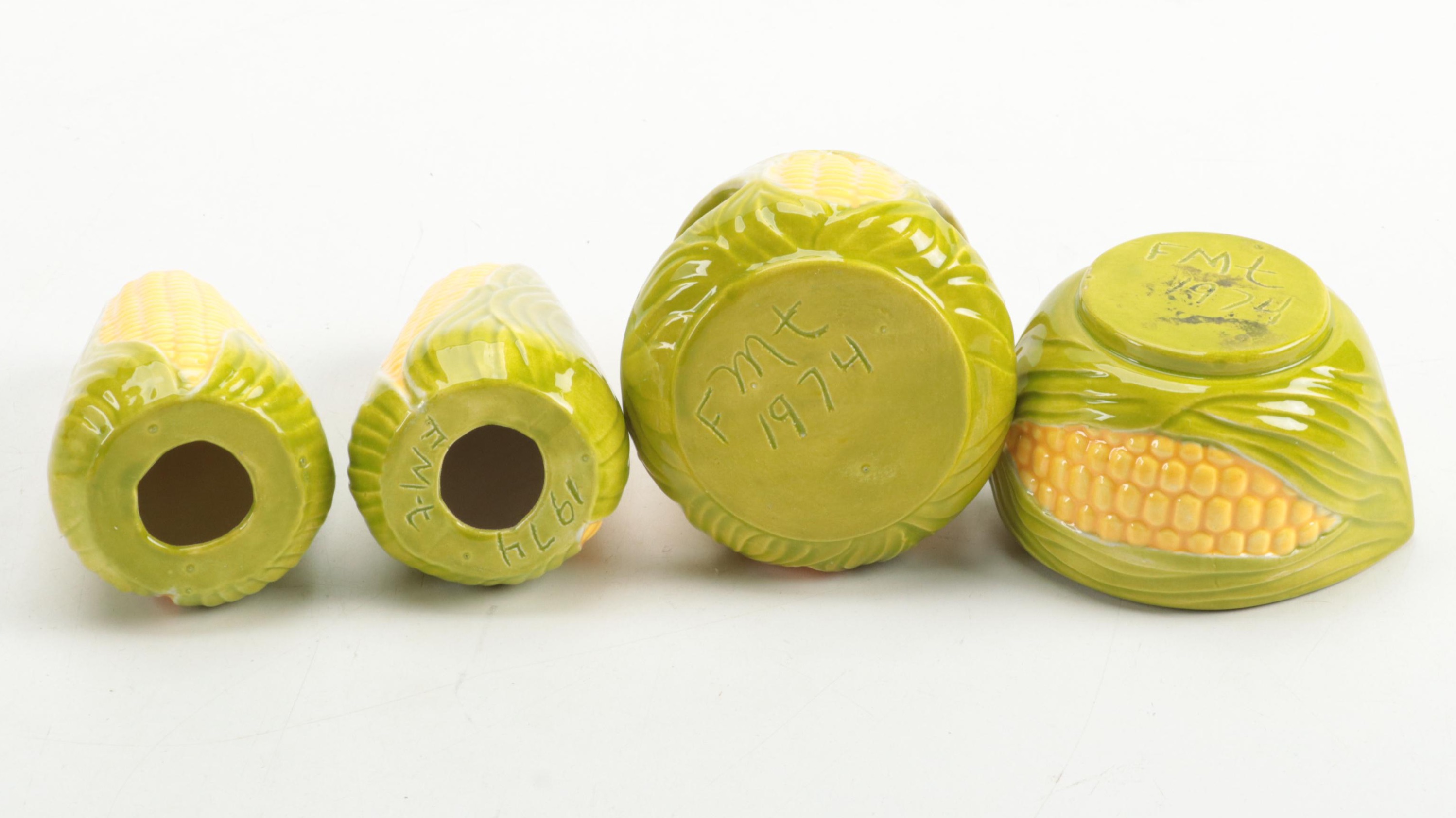 Corn Cob Dishes with Tableware, Mid to Late 20th Century