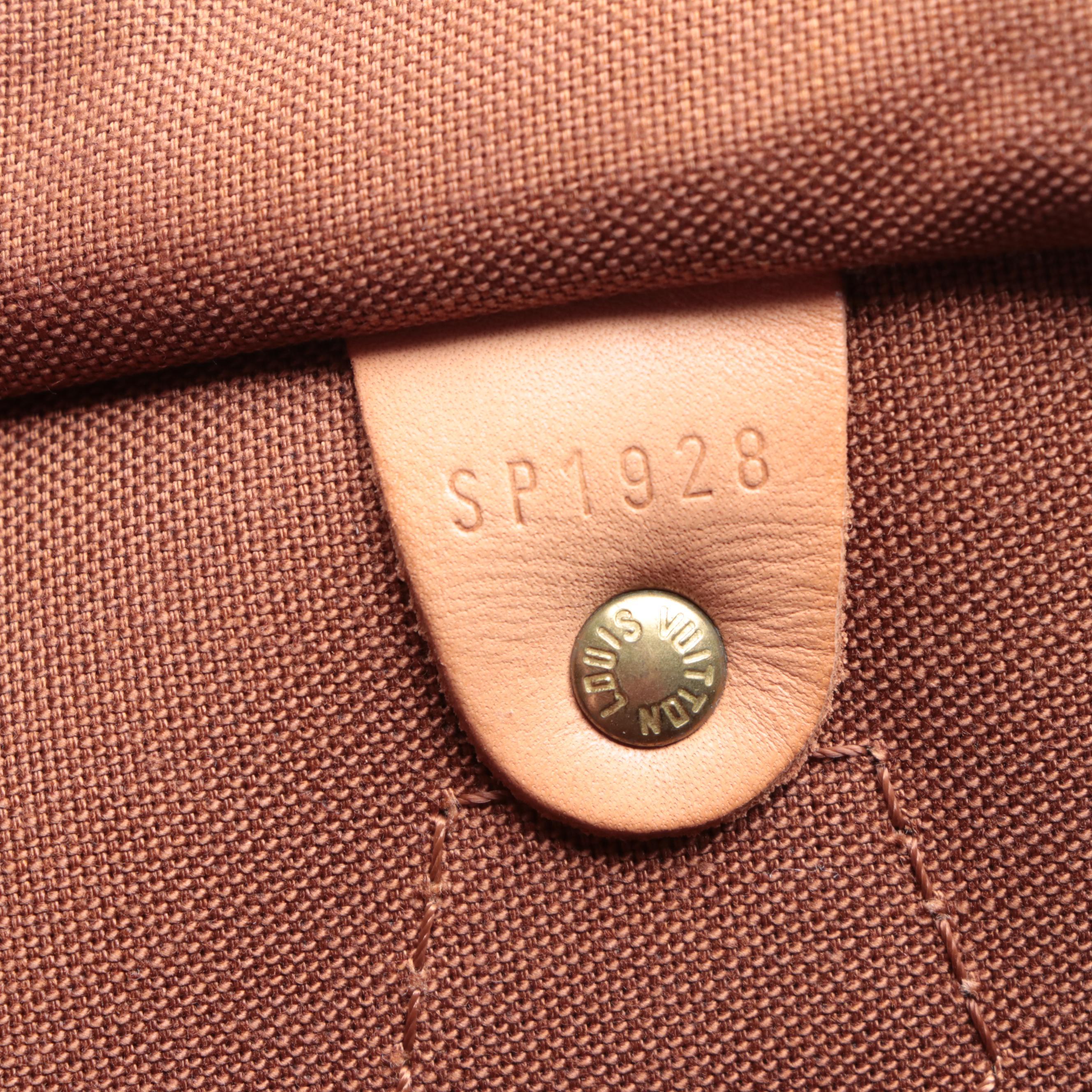 Louis Vuitton Speedy 40 in Monogram Canvas and Vachetta Leather