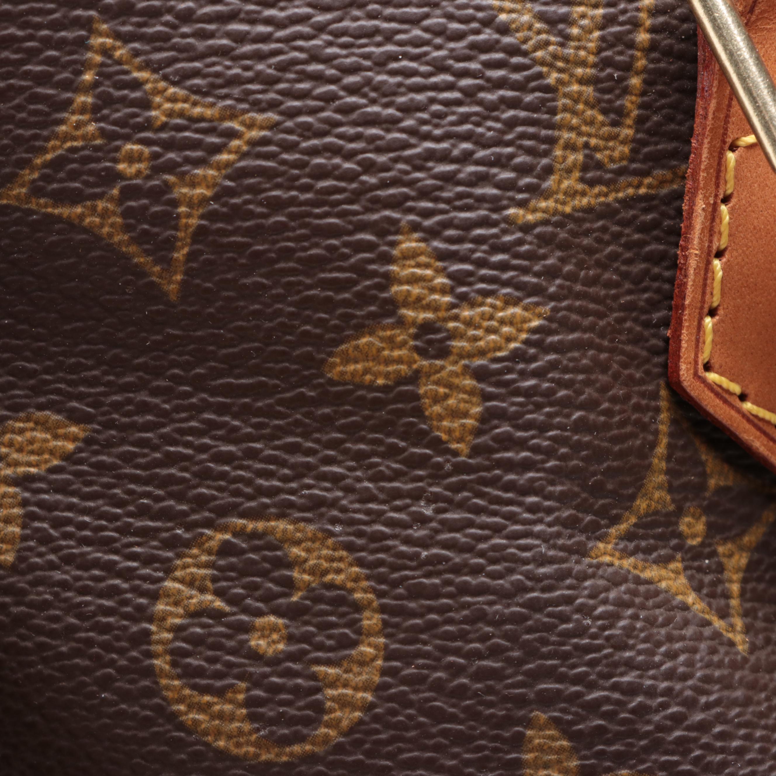 Louis Vuitton Speedy 40 in Monogram Canvas and Vachetta Leather