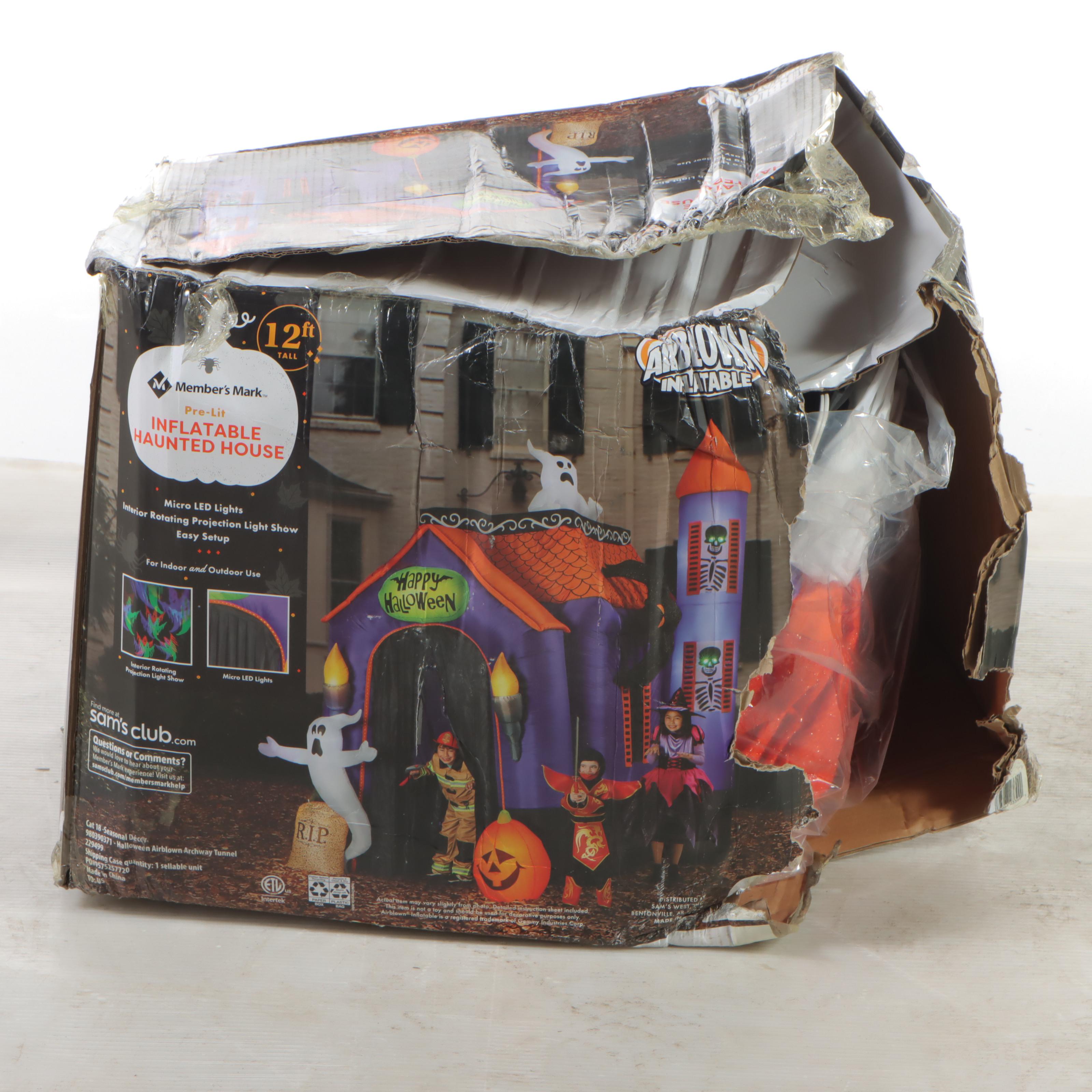 Member's Mark 12' Pre-Lit Inflatable Haunted House