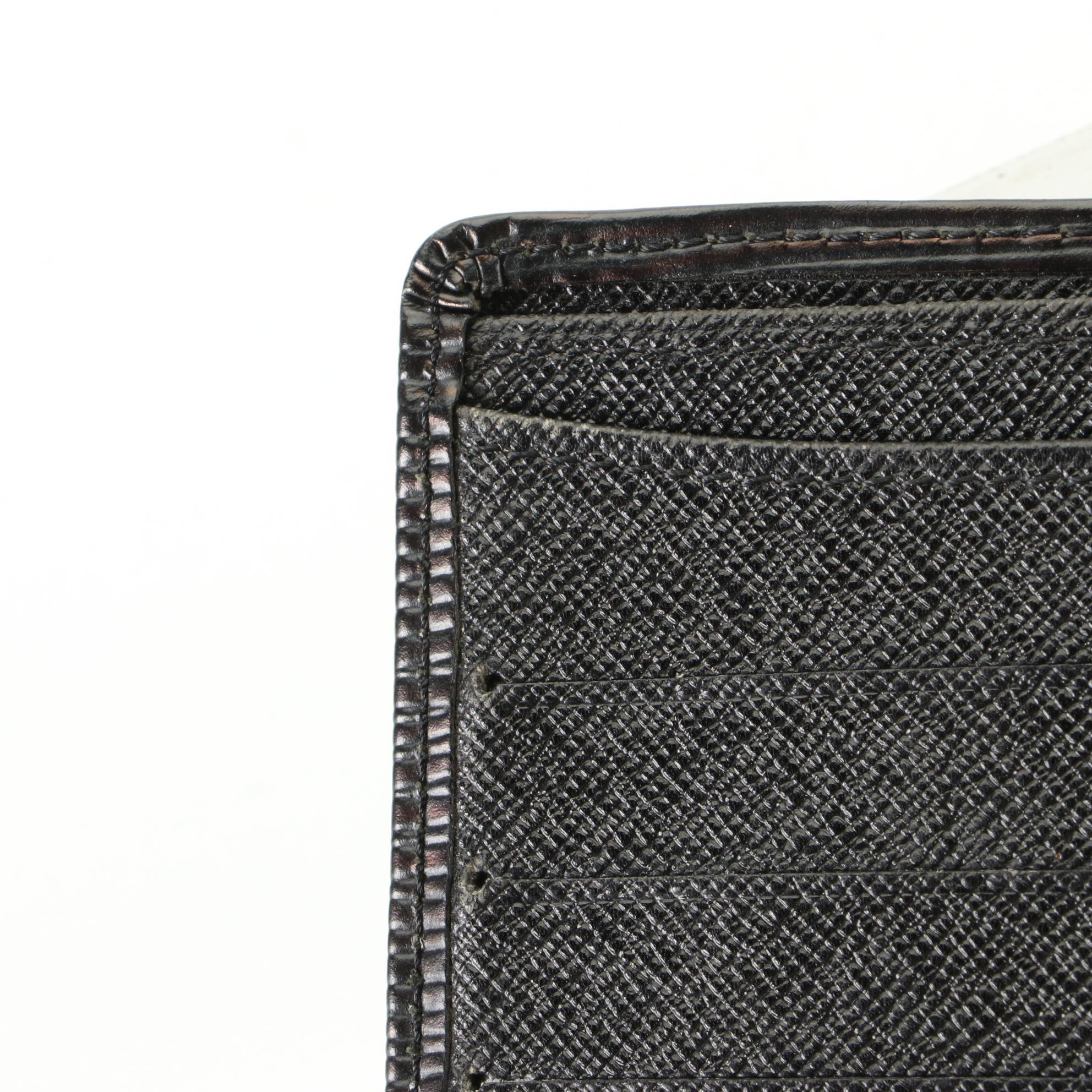 Louis Vuitton Porte-Billets, Cartes Crédit, Monnaie in Epi Leather