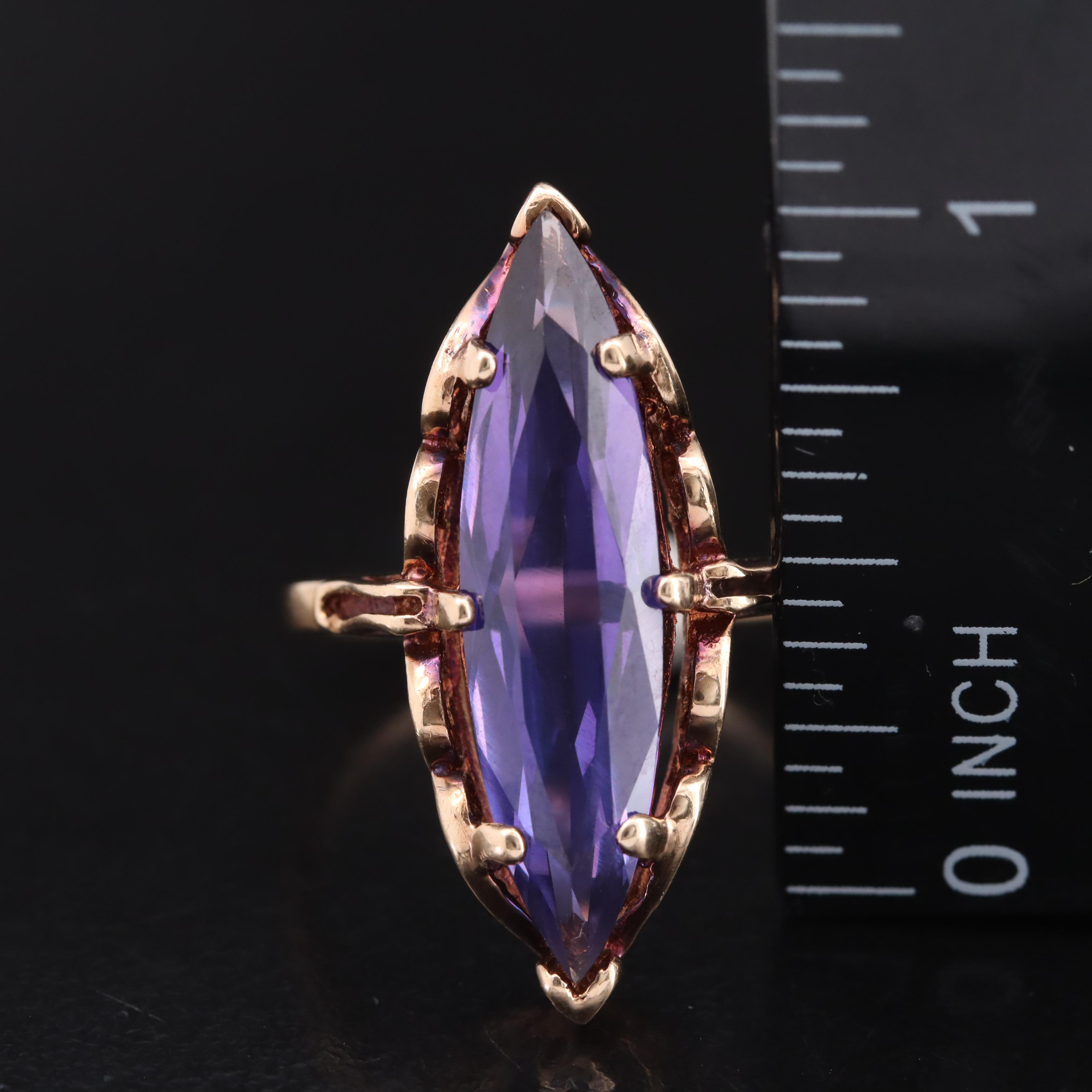 Vintage 10K Sapphire Navette Ring
