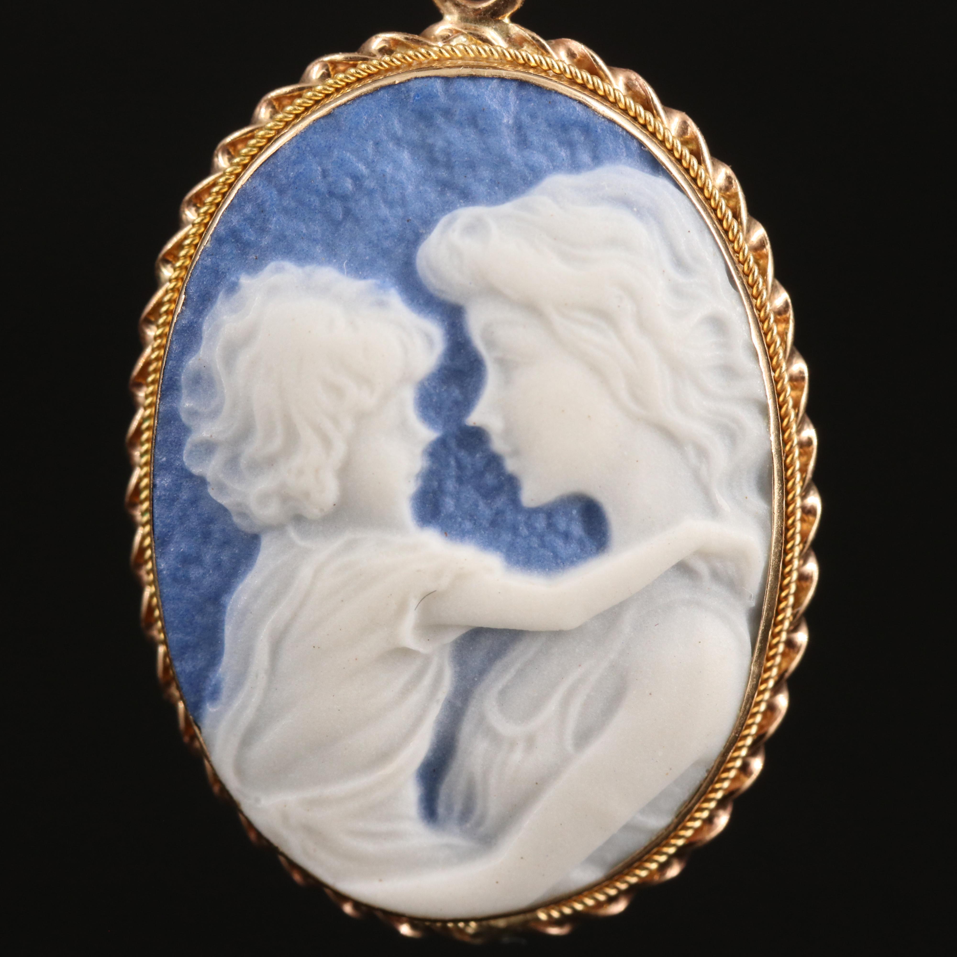 14K Ceramic Cameo Pendant Necklace