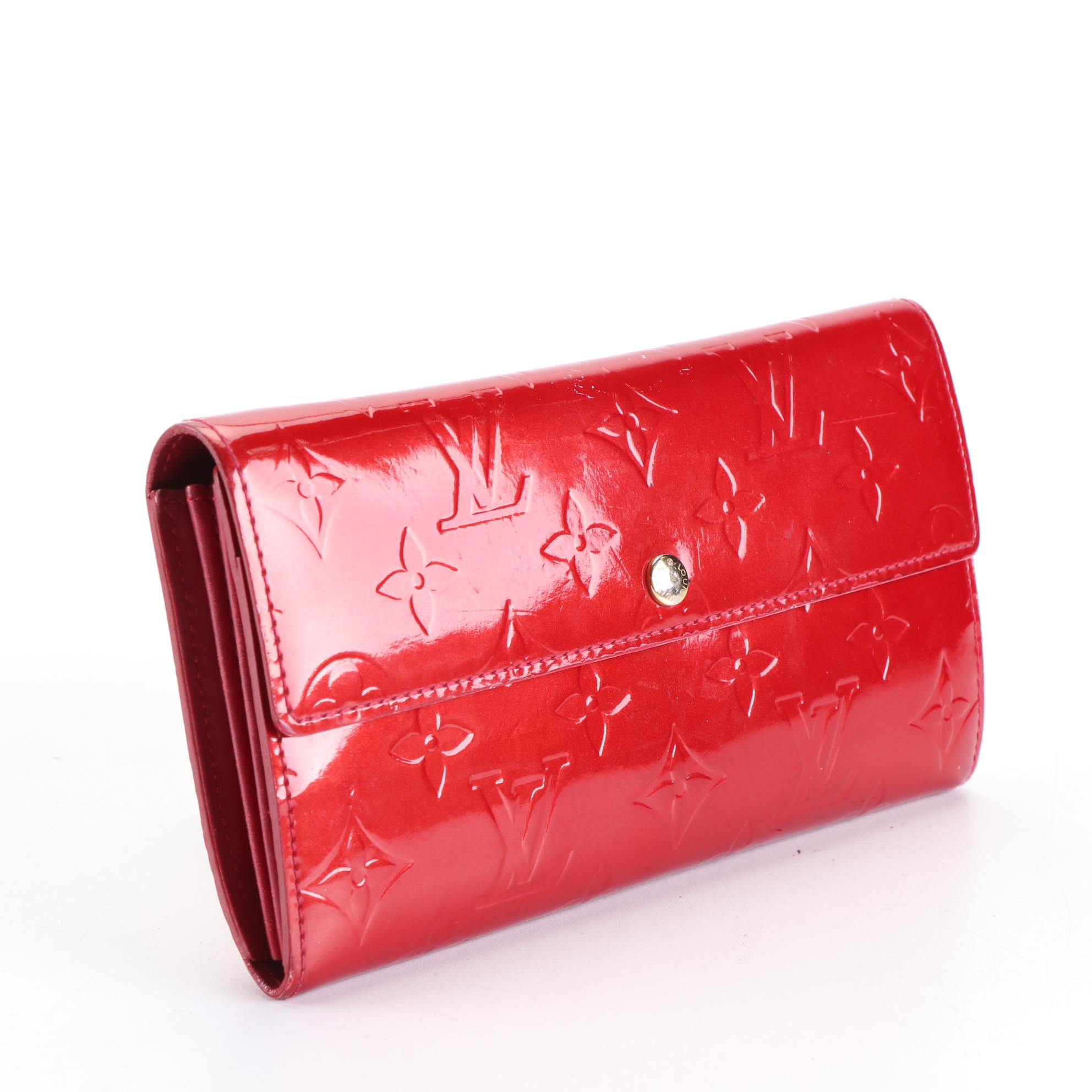 Louis Vuitton Sarah Wallet in Monogram Vernis