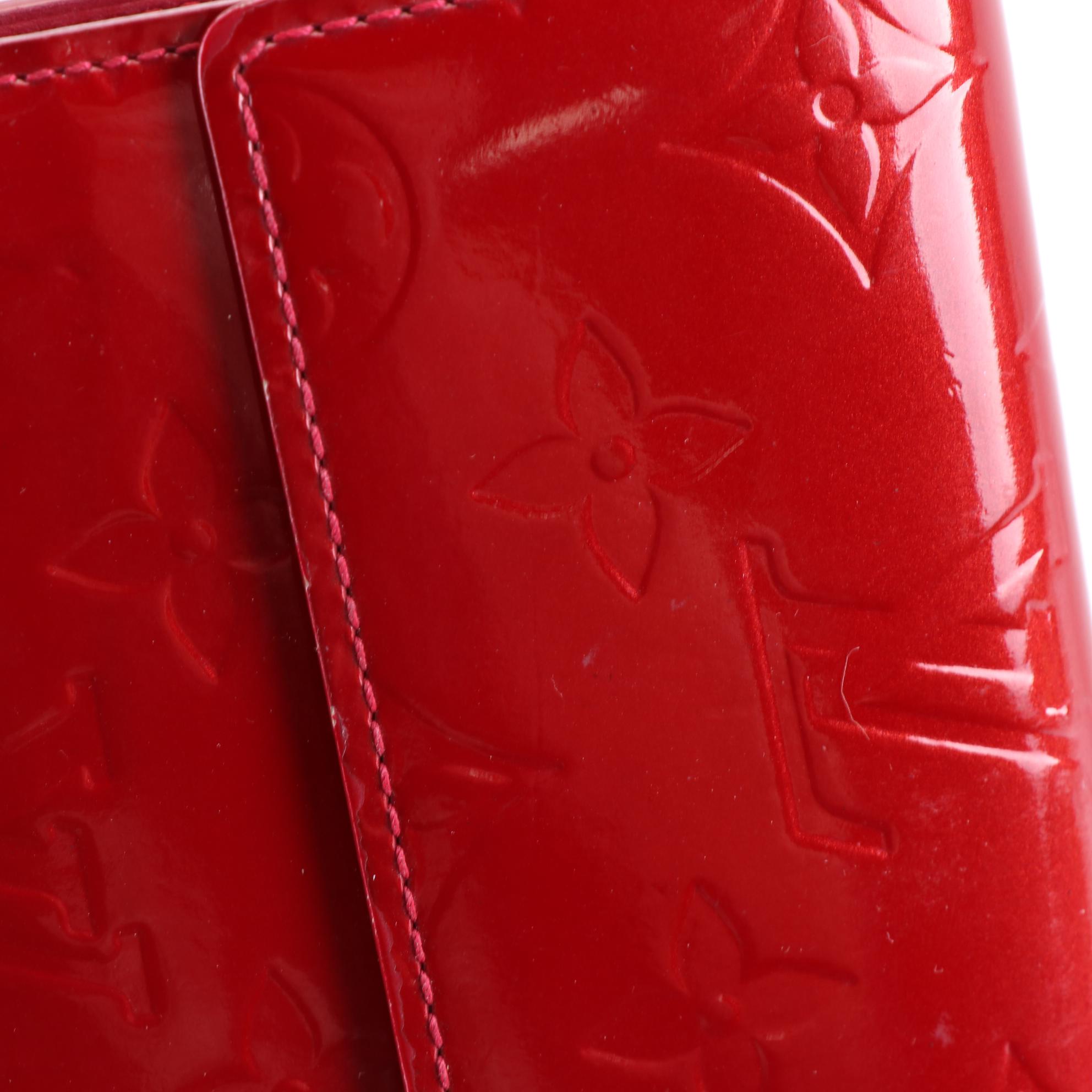 Louis Vuitton Sarah Wallet in Monogram Vernis