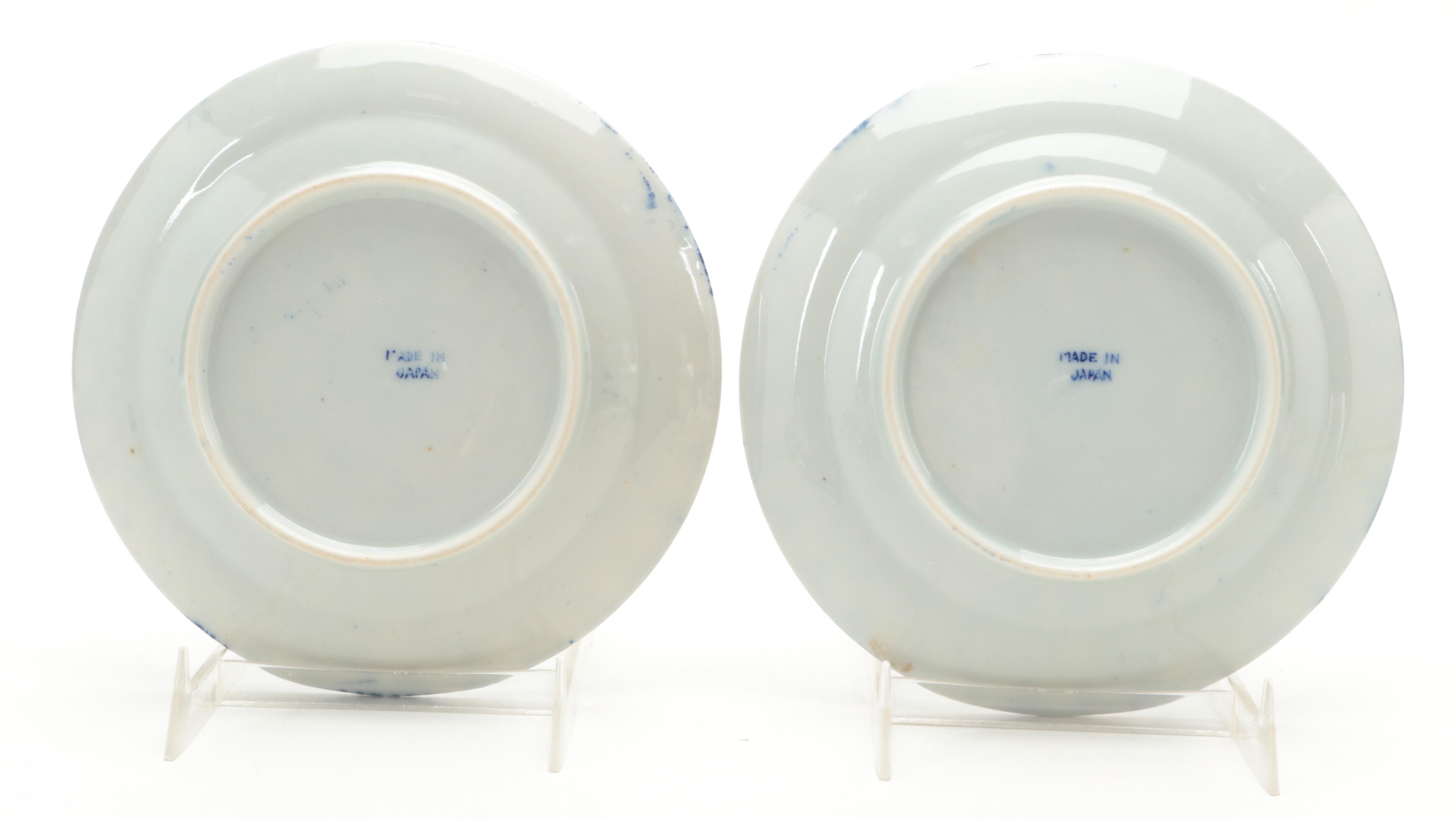 European White Stain Glass Hand-Painted Bottle Vase with Other Décor