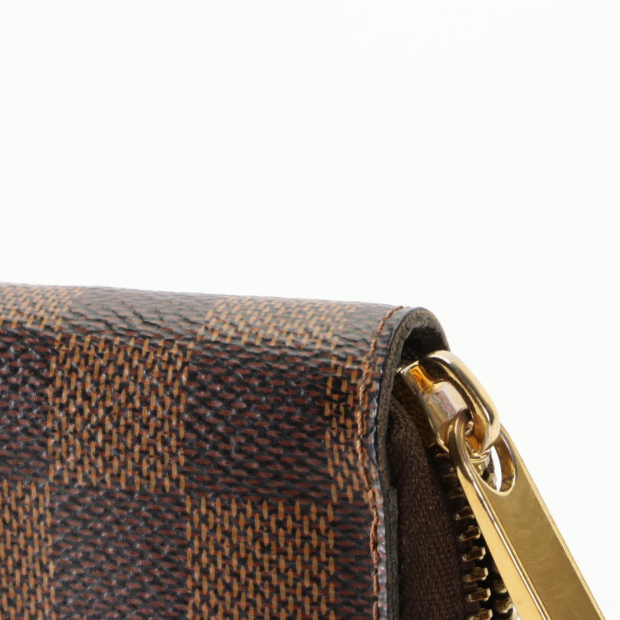 Louis Vuitton Zippy Wallet in Damier Ebene Canvas