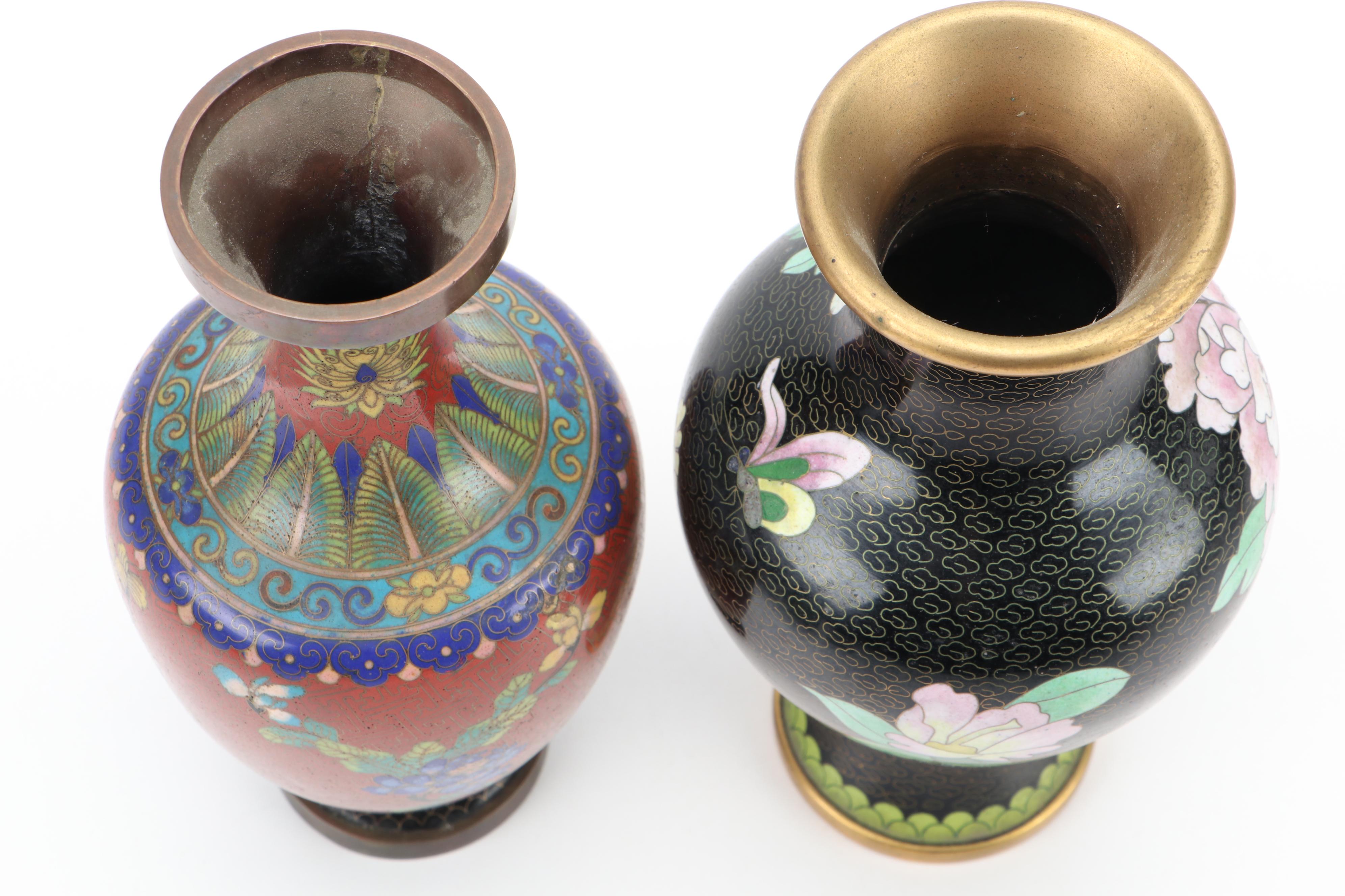 Chinese Cloisonné Guardian Lion Finial Box and More Décor