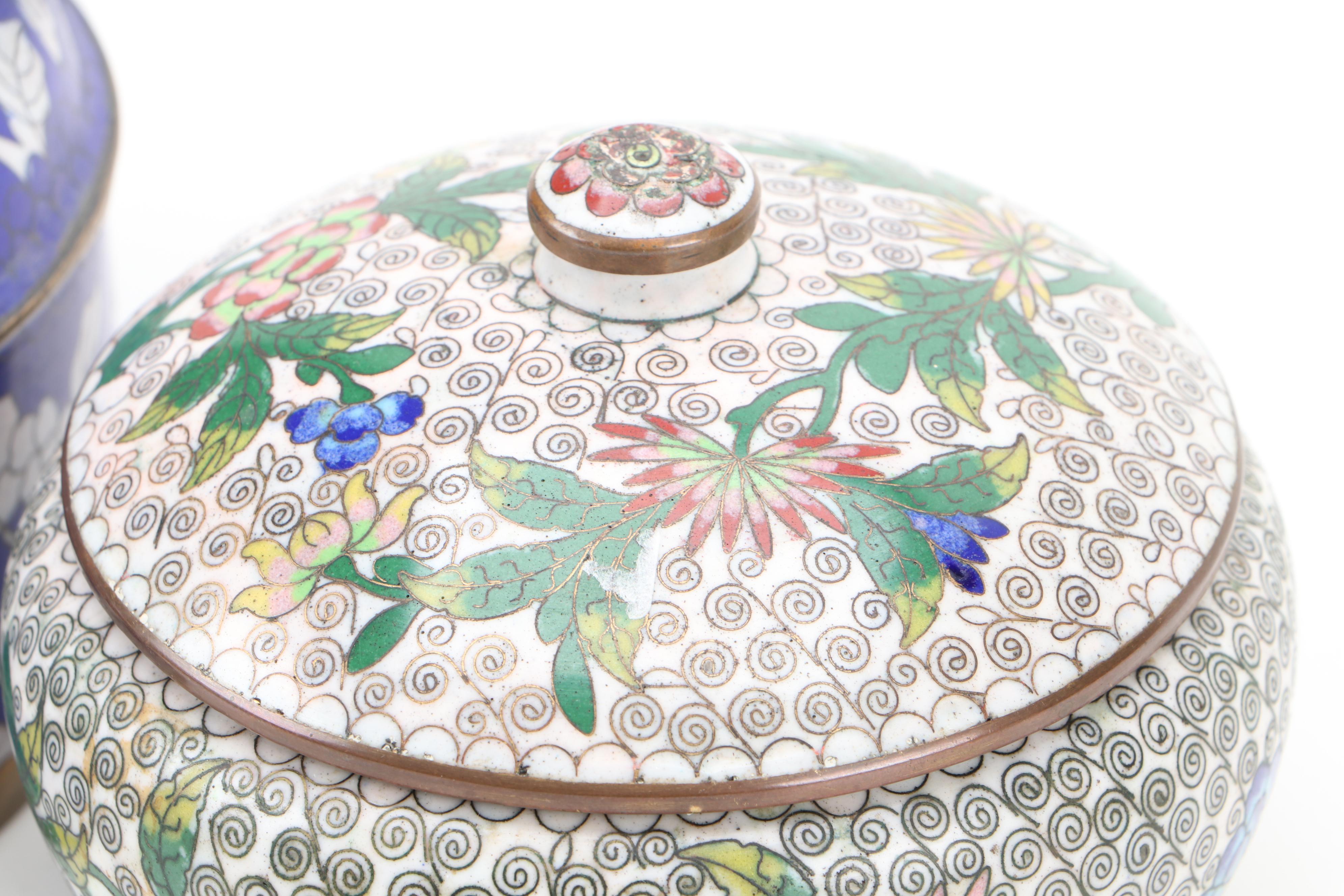 Chinese Cloisonné Guardian Lion Finial Box and More Décor