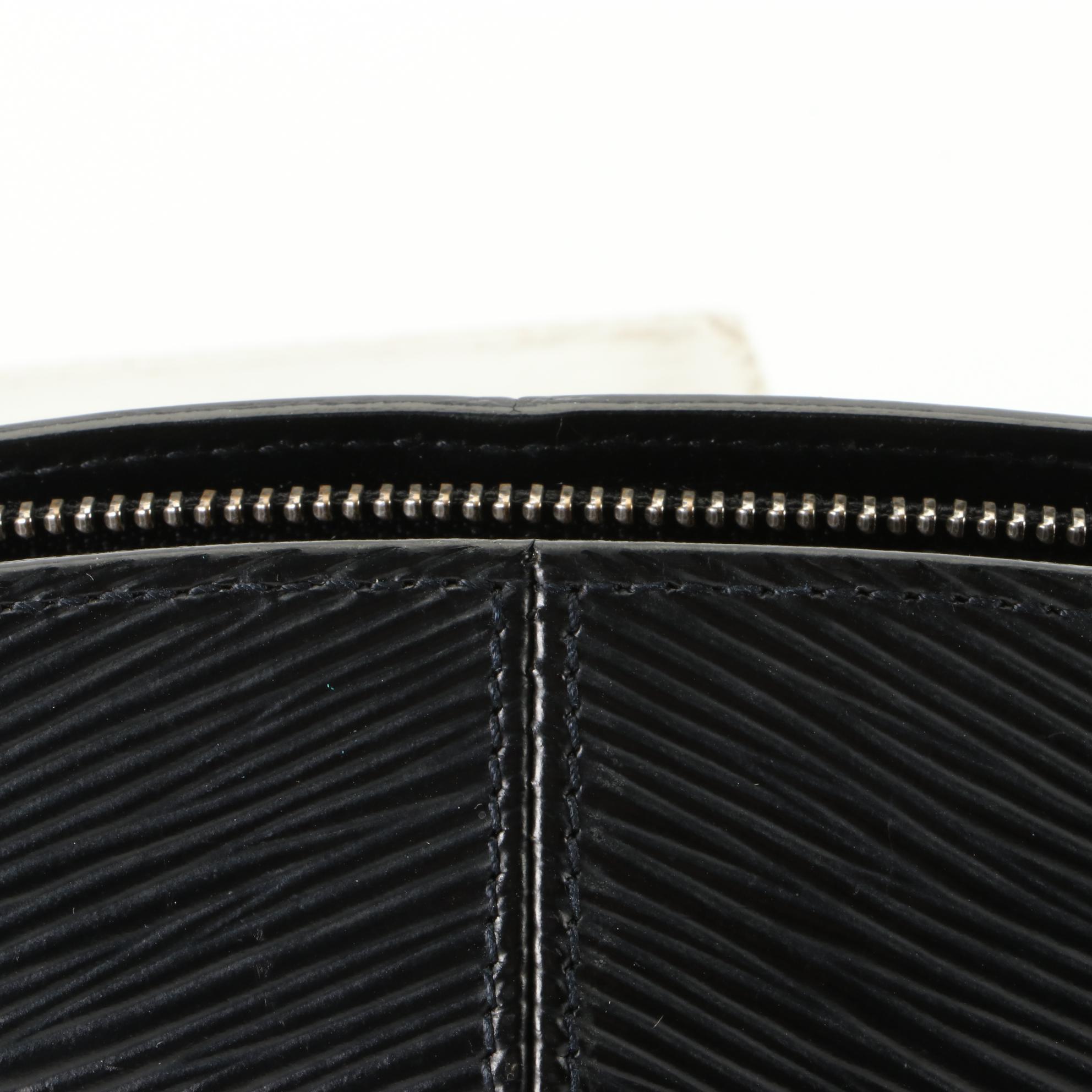 Louis Vuitton Z Portefeuille in Epi Leather