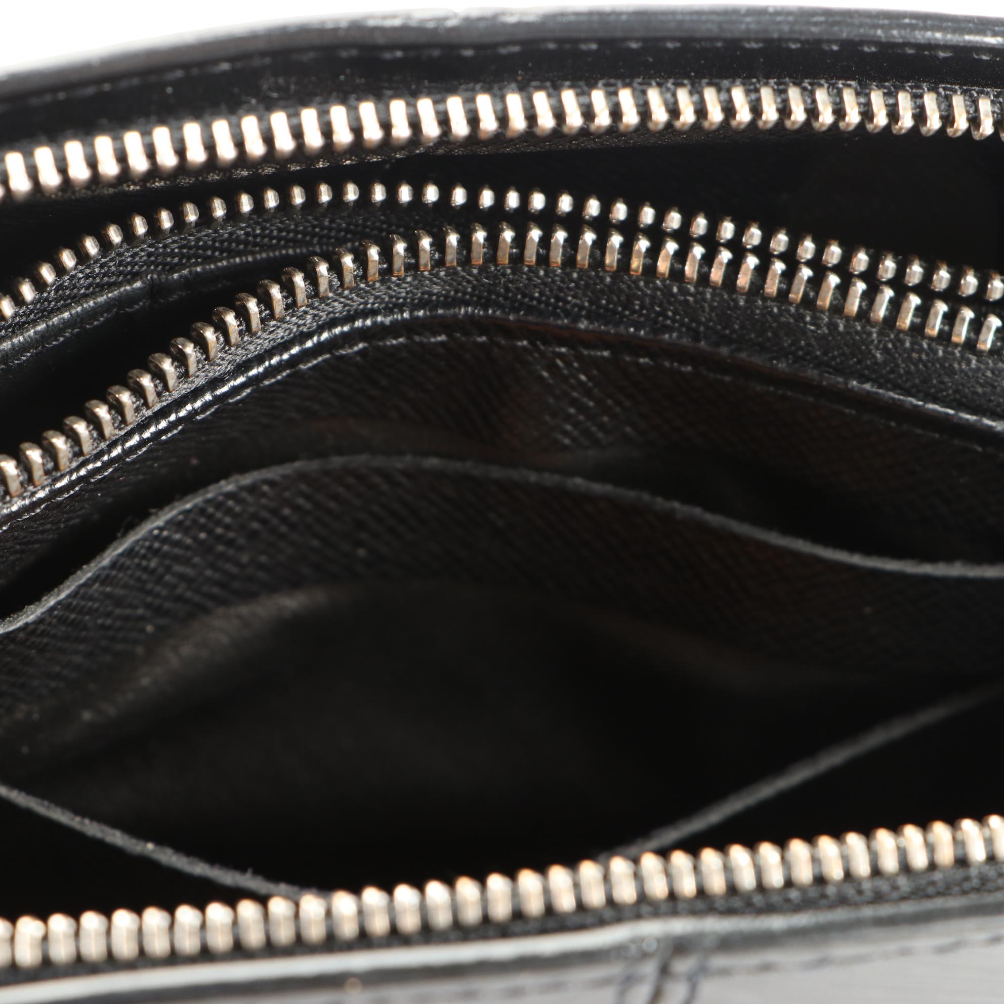 Louis Vuitton Z Portefeuille in Epi Leather