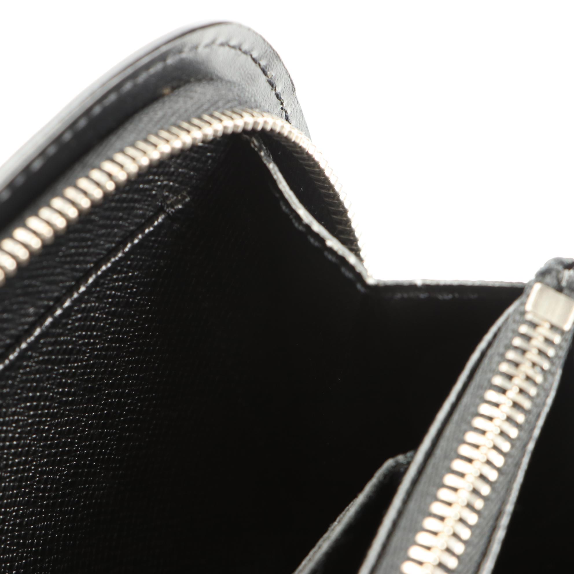 Louis Vuitton Z Portefeuille in Epi Leather