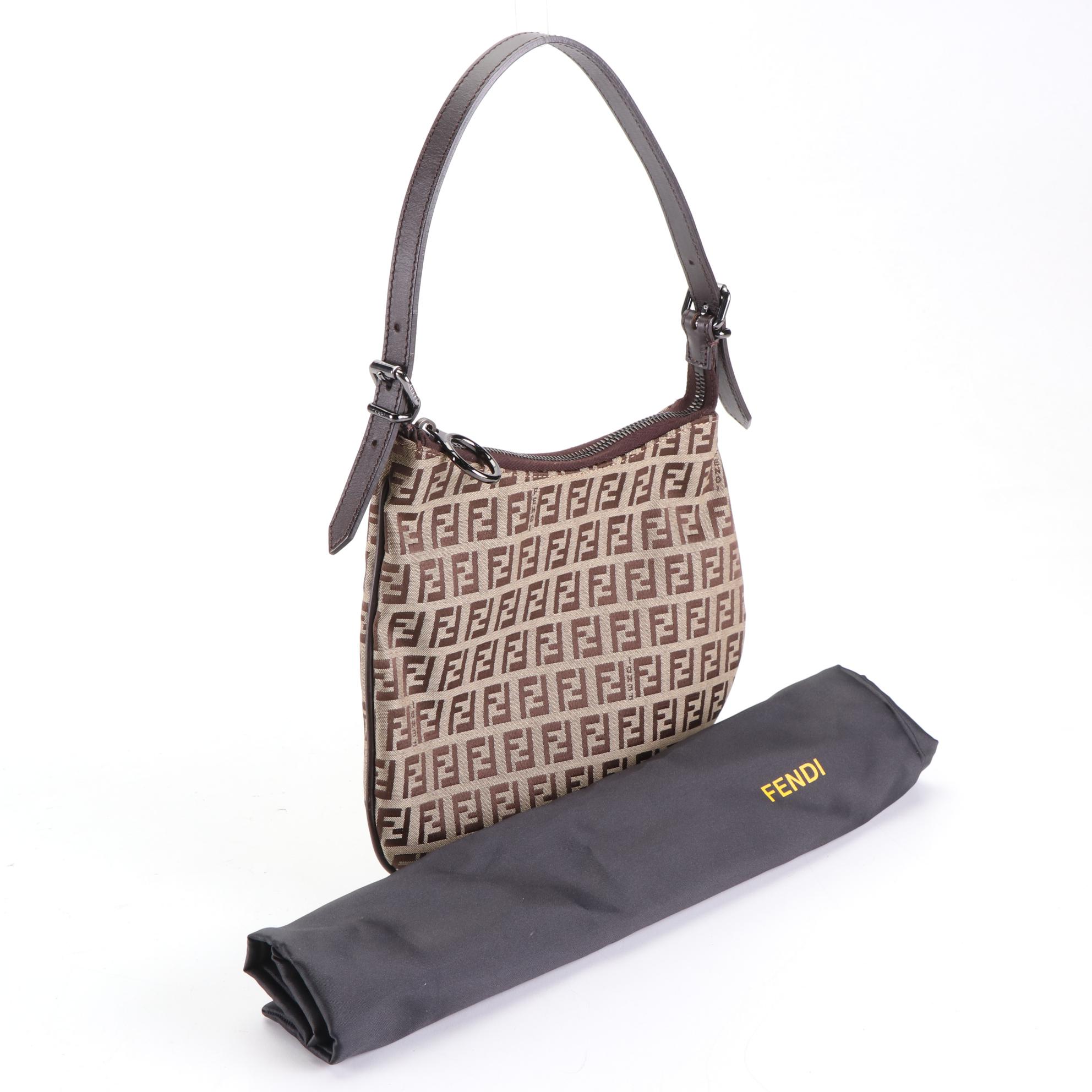 Fendi Shoulder Bag in Zucchino Canvas and Leather