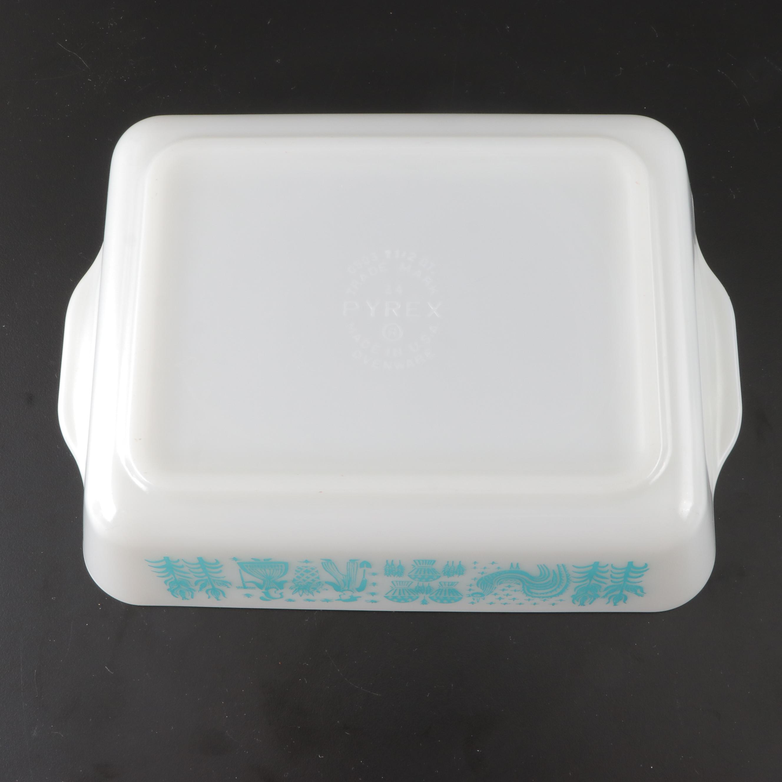 Pyrex "Butterprint" Refrigerator Dishes with Other Bakeware and Carafes