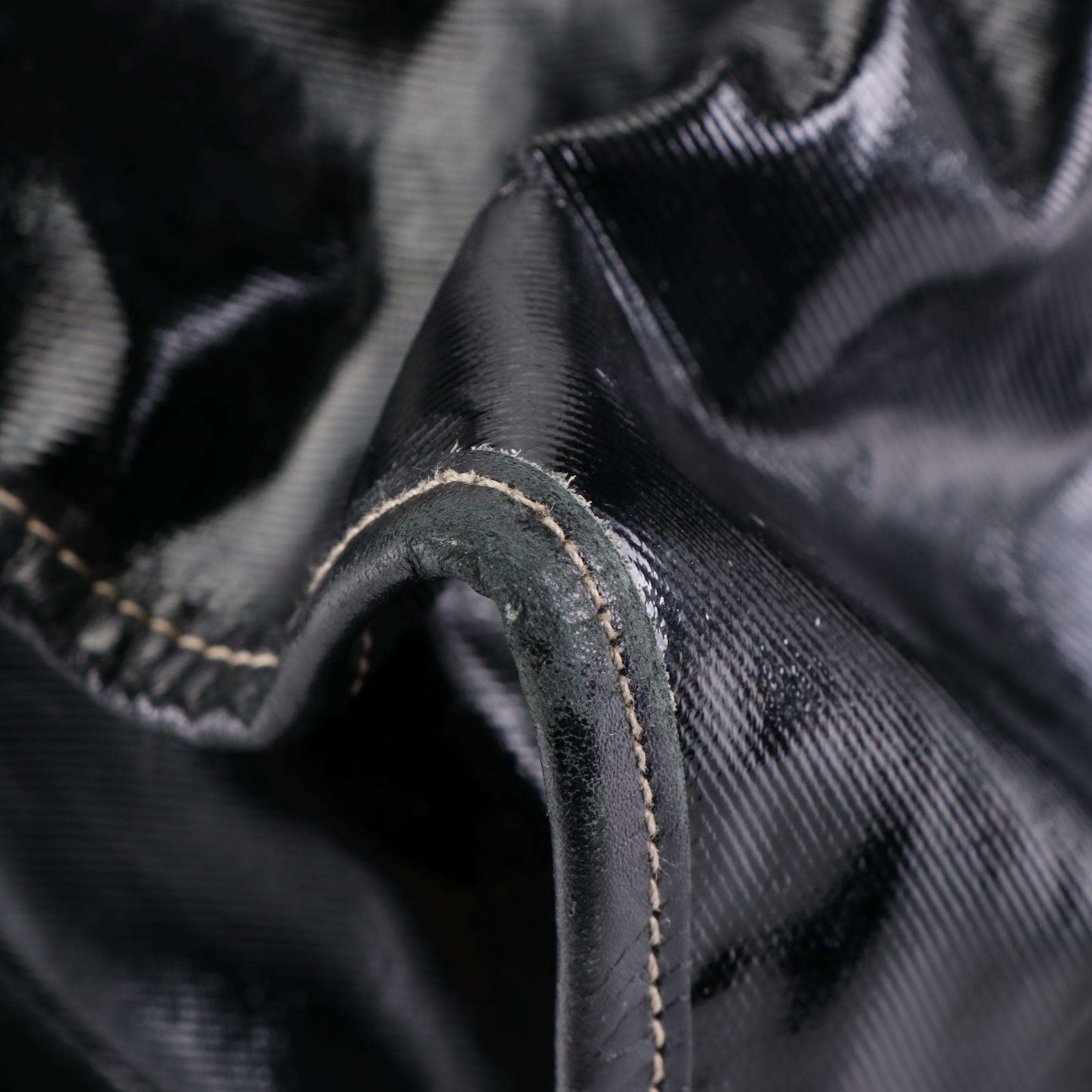 Gucci Hysteria Zip Top Tote in High Shine and Leather