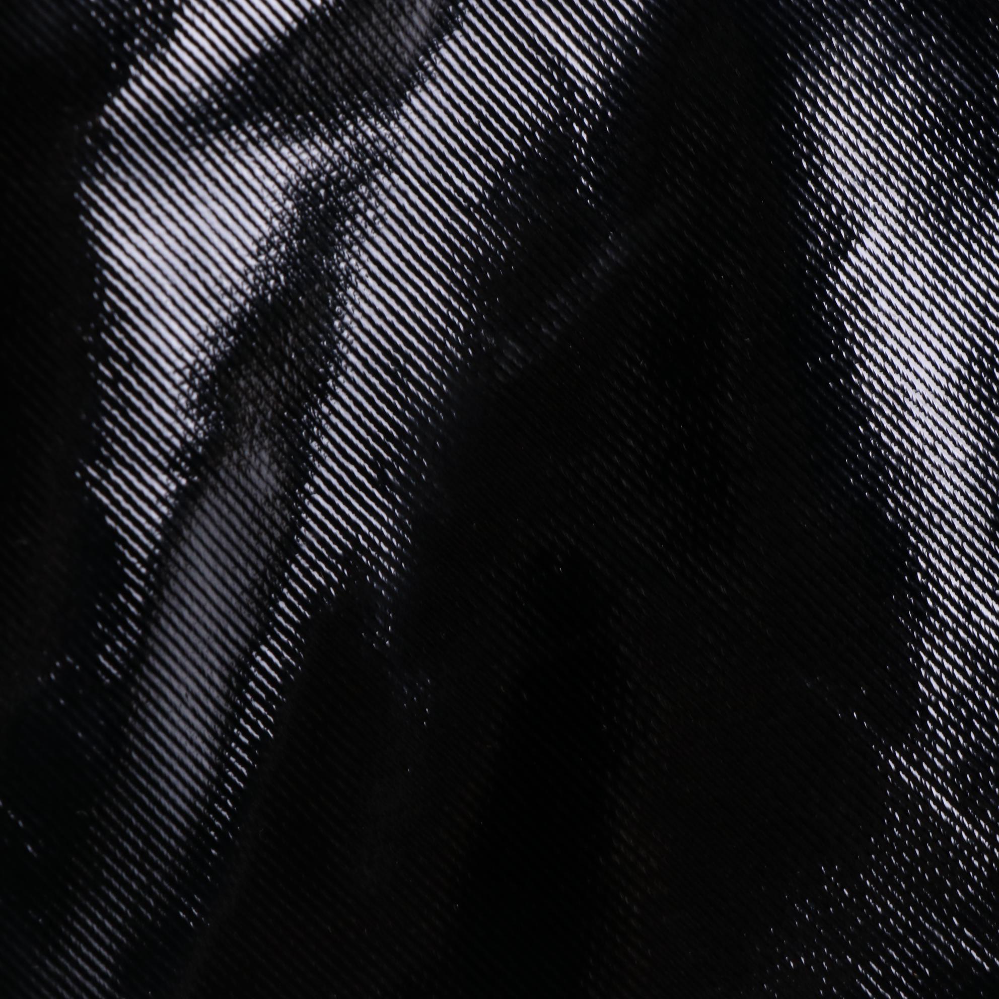 Gucci Hysteria Zip Top Tote in High Shine and Leather