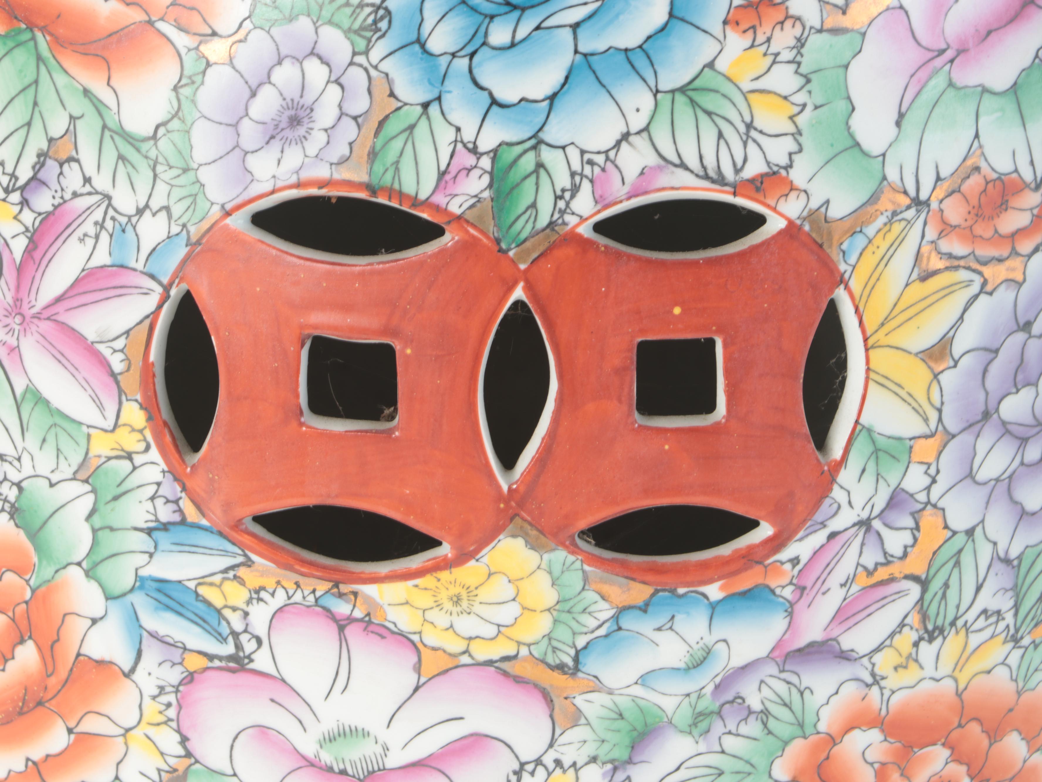 Chinese Thousand Flowers Motif Porcelain Garden Stool