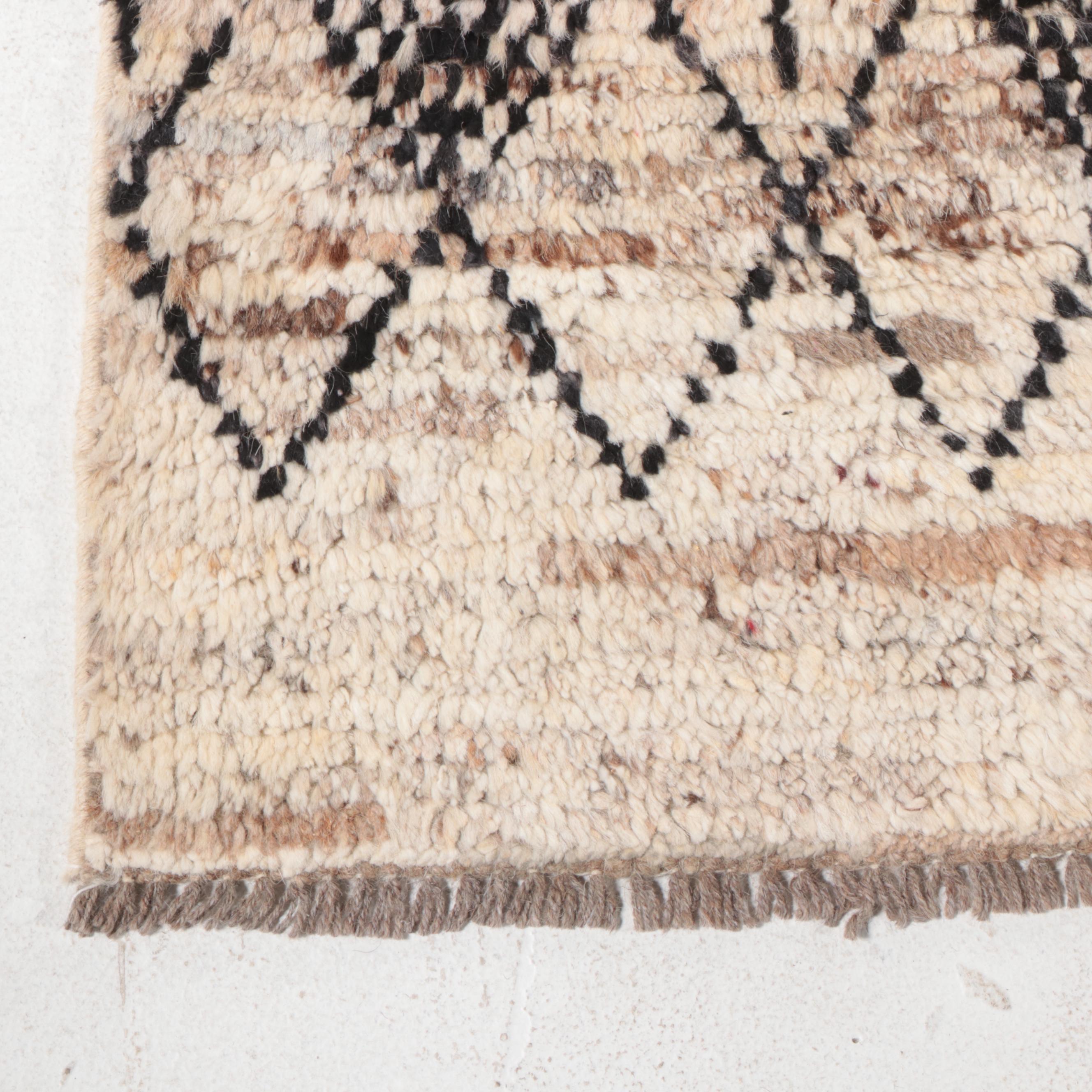 6'9 x 9'8 Hand-Knotted Moroccan Style Area Rug