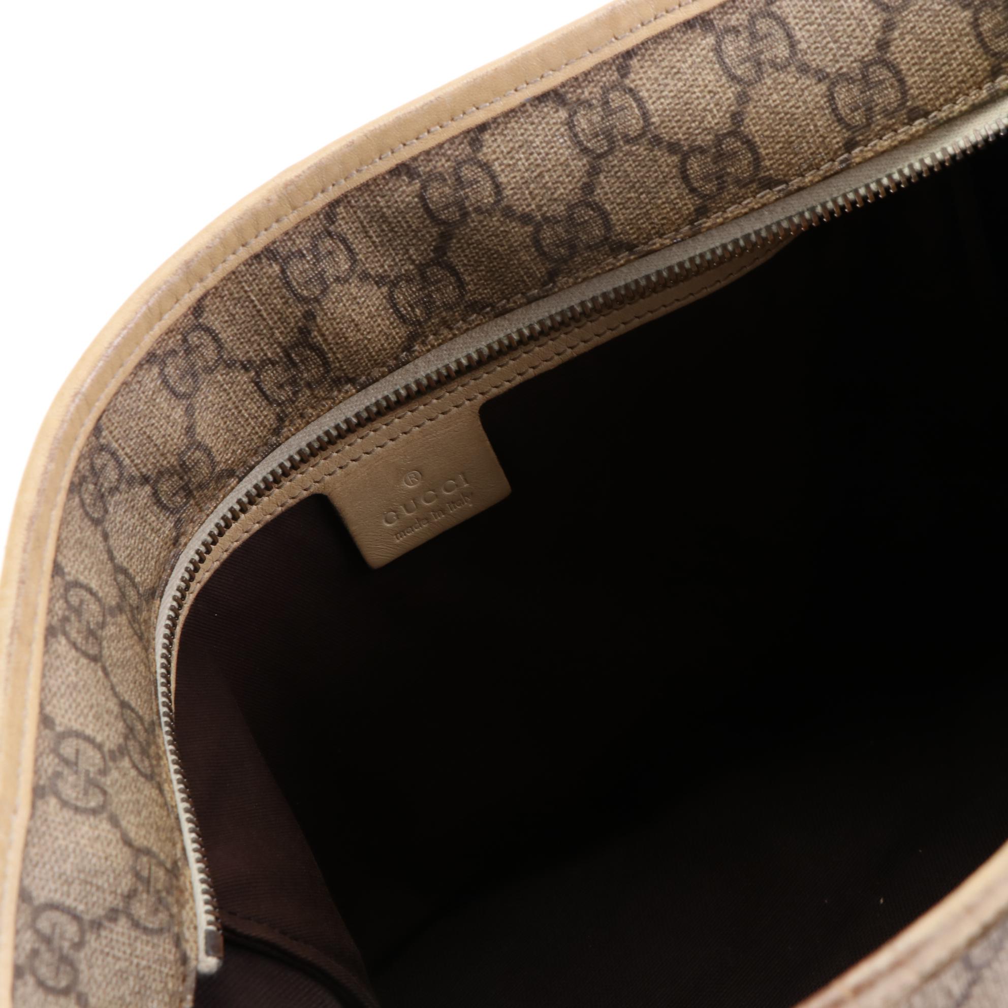 Gucci Shoulder Tote in GG Supreme Canvas and Leather