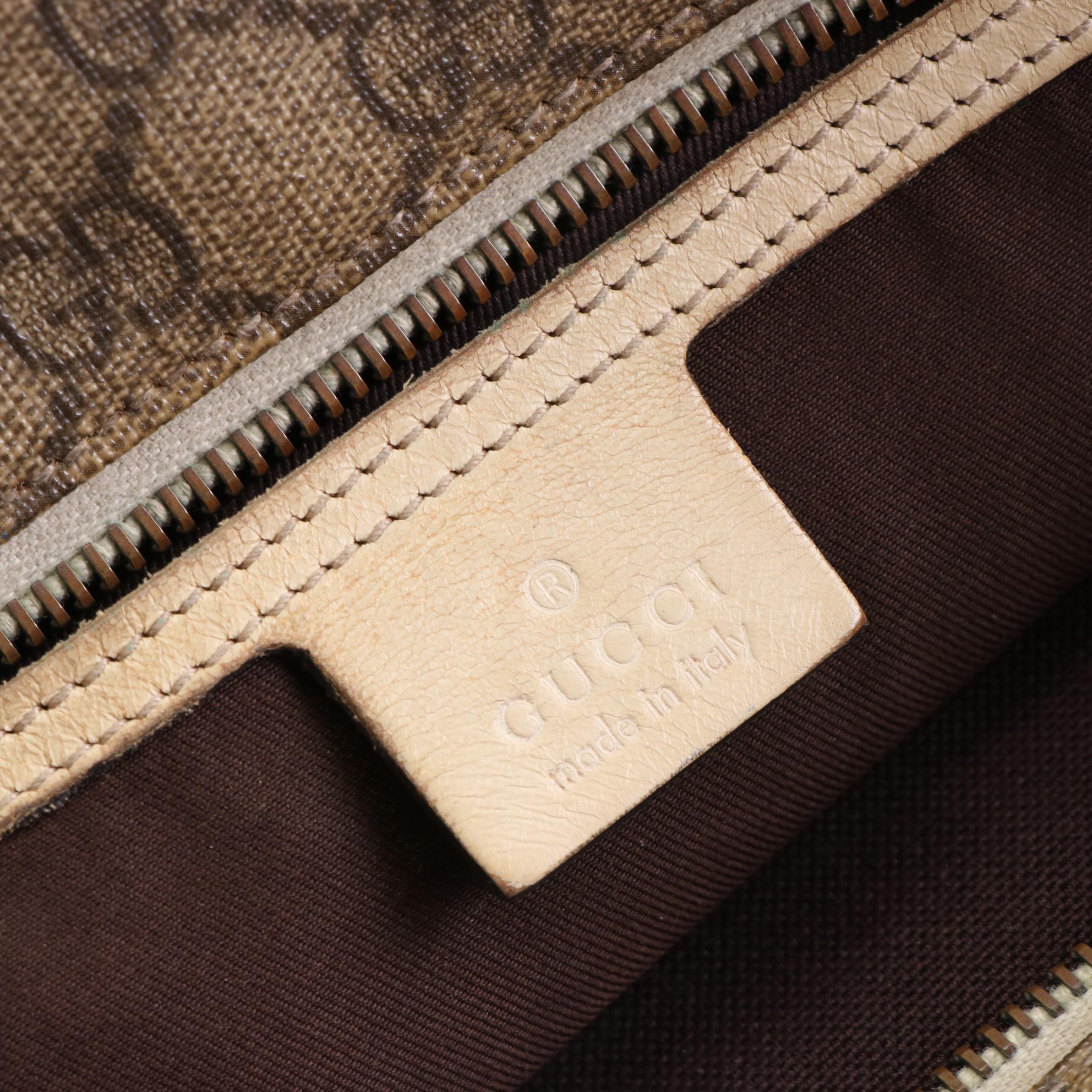 Gucci Shoulder Tote in GG Supreme Canvas and Leather