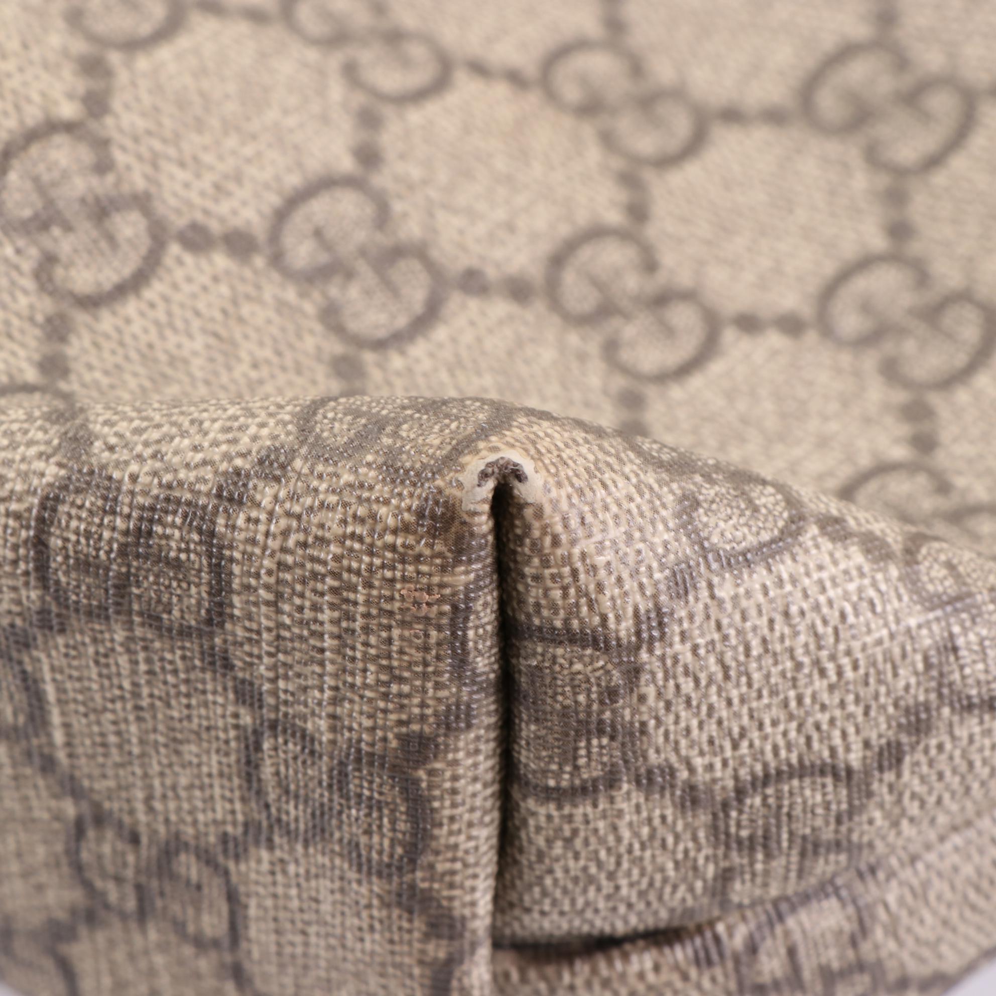 Gucci Shoulder Tote in GG Supreme Canvas and Leather