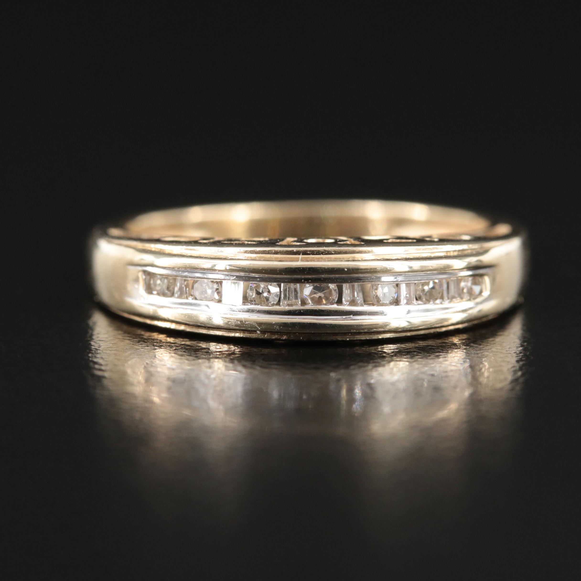 10K 0.12 CTW Diamond "MOM" Ring