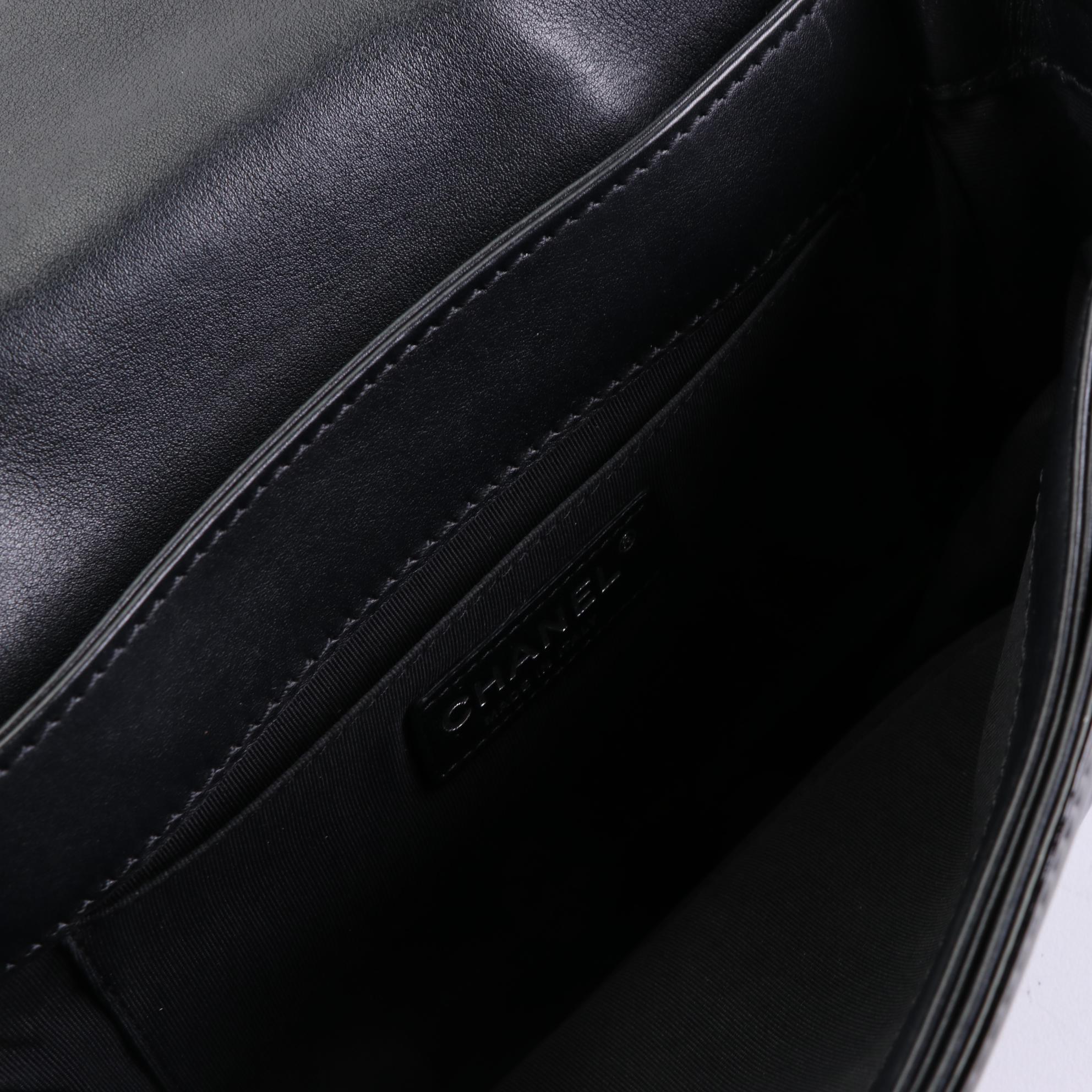 Chanel Boy Bag in Black Smooth and Quilted Patent Leather