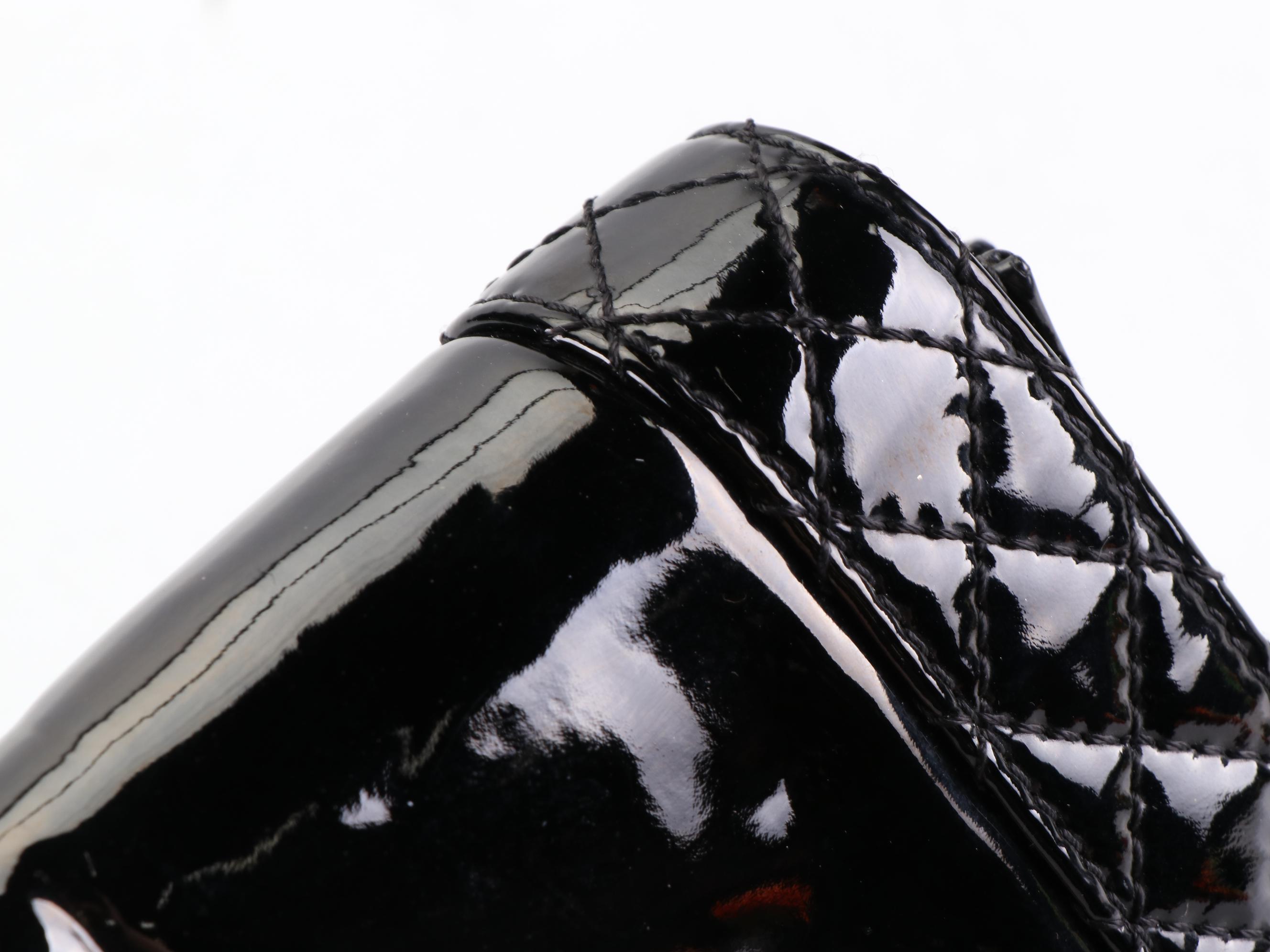 Chanel Boy Bag in Black Smooth and Quilted Patent Leather